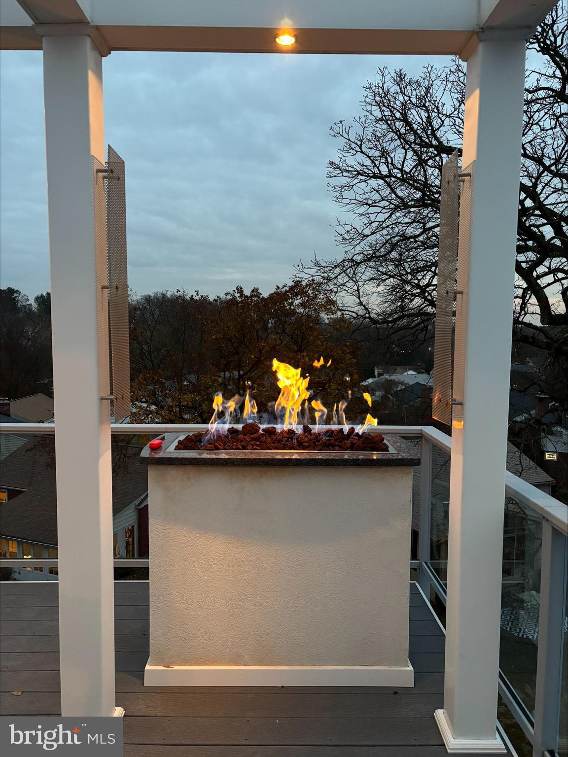 OAK SPRINGS - Residential