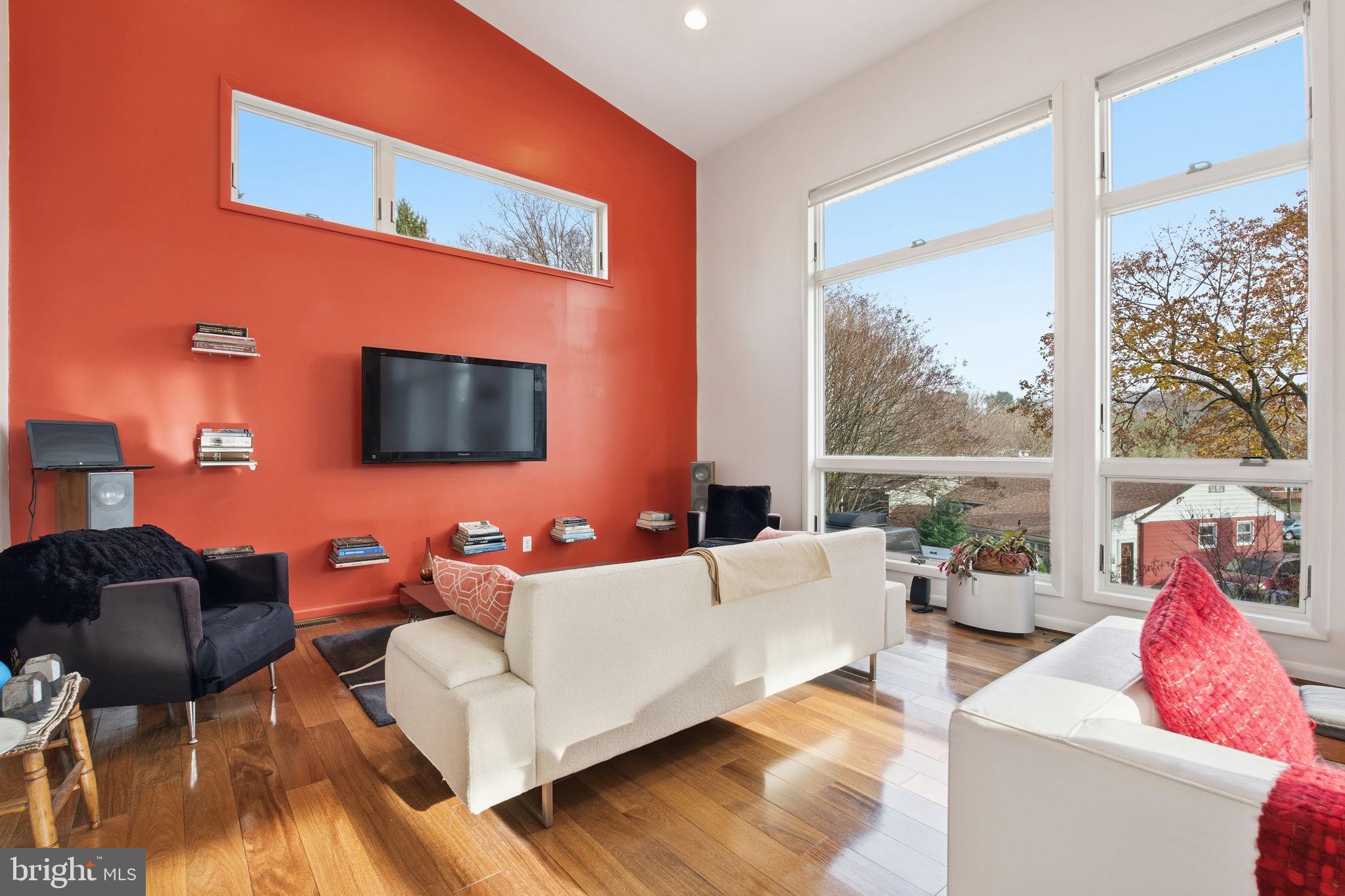 OAK SPRINGS - Residential