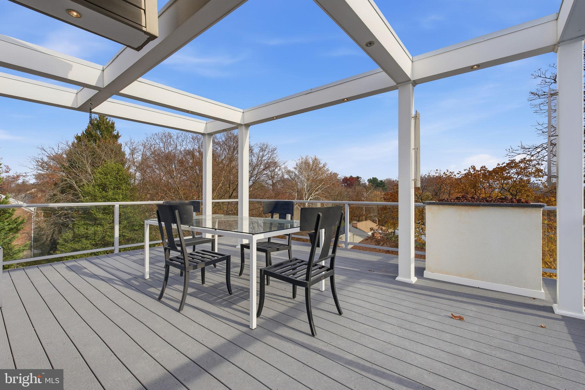 OAK SPRINGS - Residential