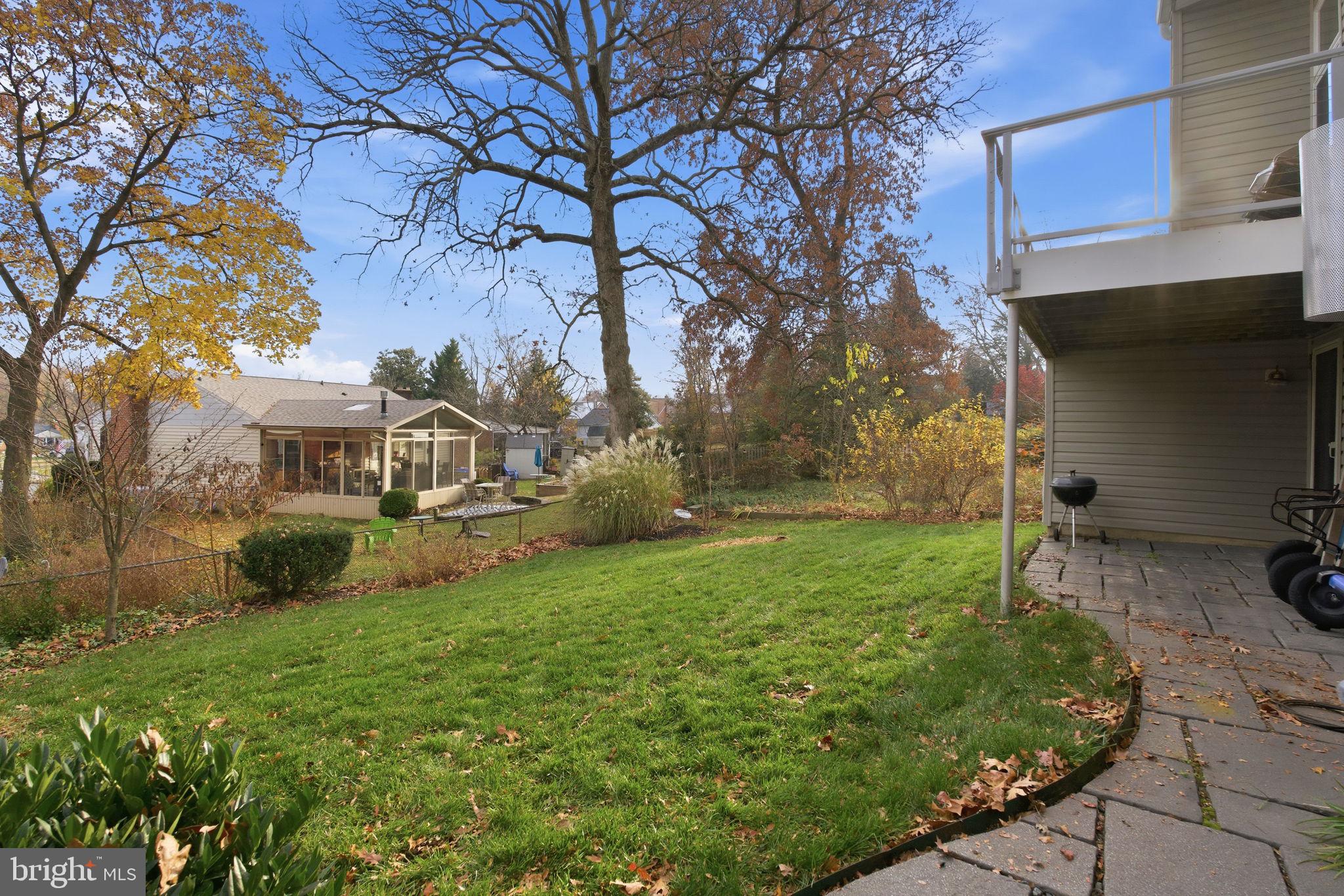 OAK SPRINGS - Residential