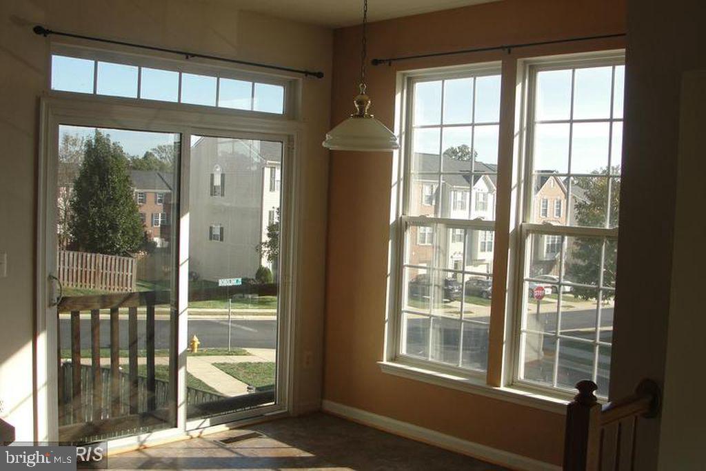 RIVERSIDE STATION - Residential Lease