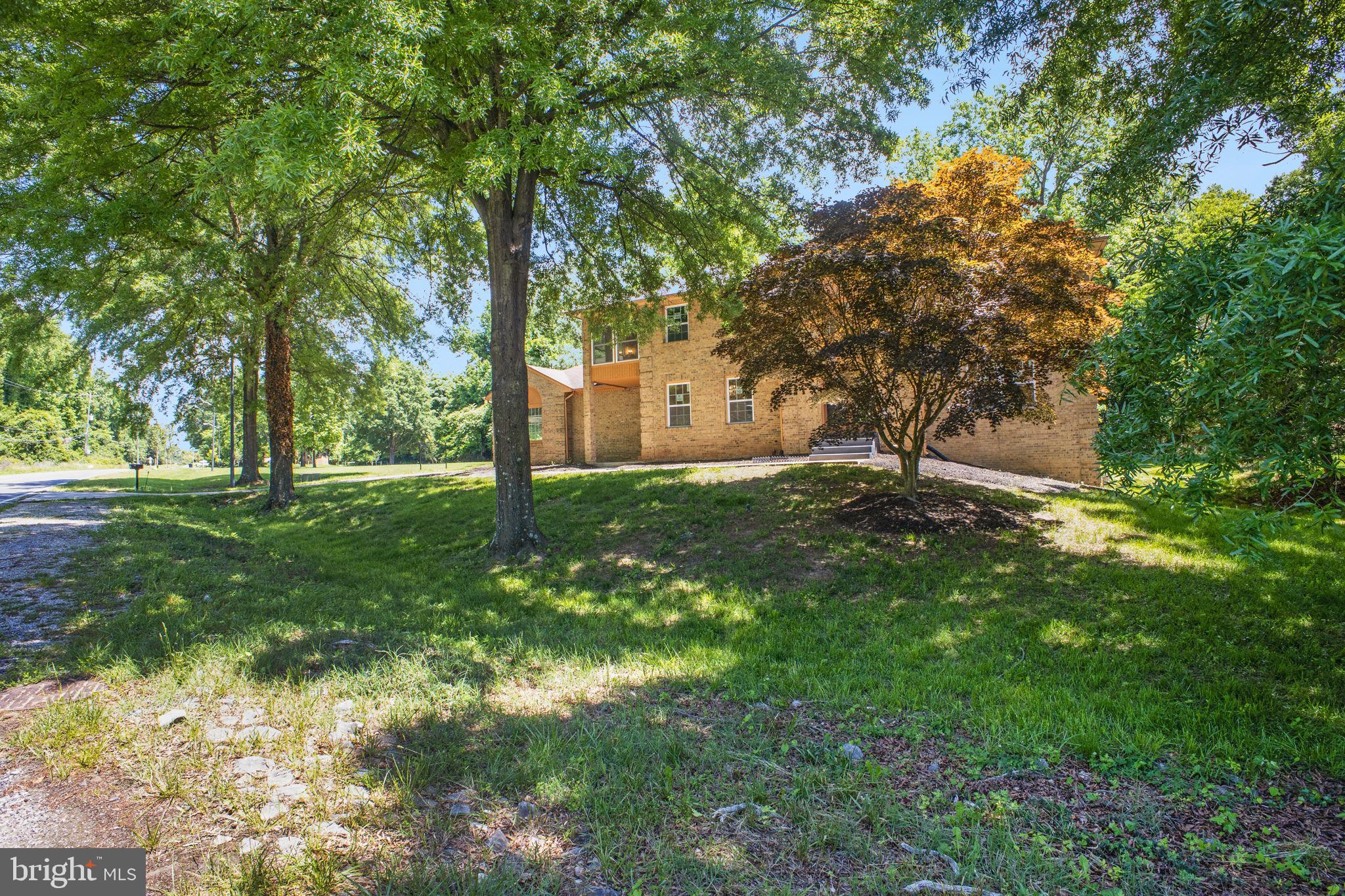 11502 RIVERVIEW ROAD