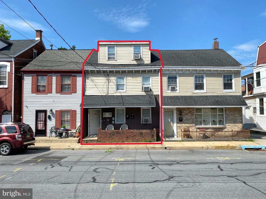 Photo of 134 S 4th Street, COLUMBIA, PA 17512 (MLS # PALA2075564)