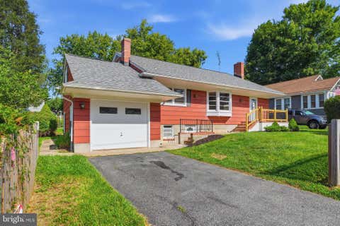 Photo of 118 City View Avenue, WESTMINSTER, MD 21157 (MLS # MDCR2037376)