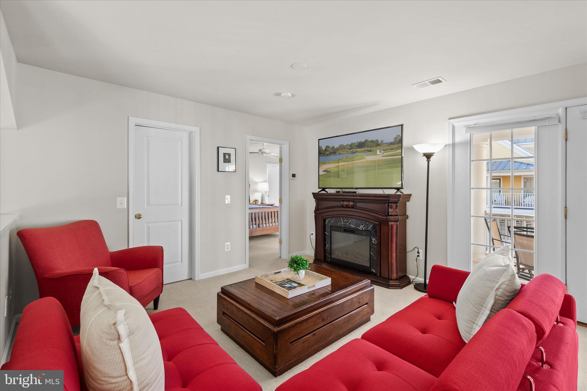 PENINSULA - Residential