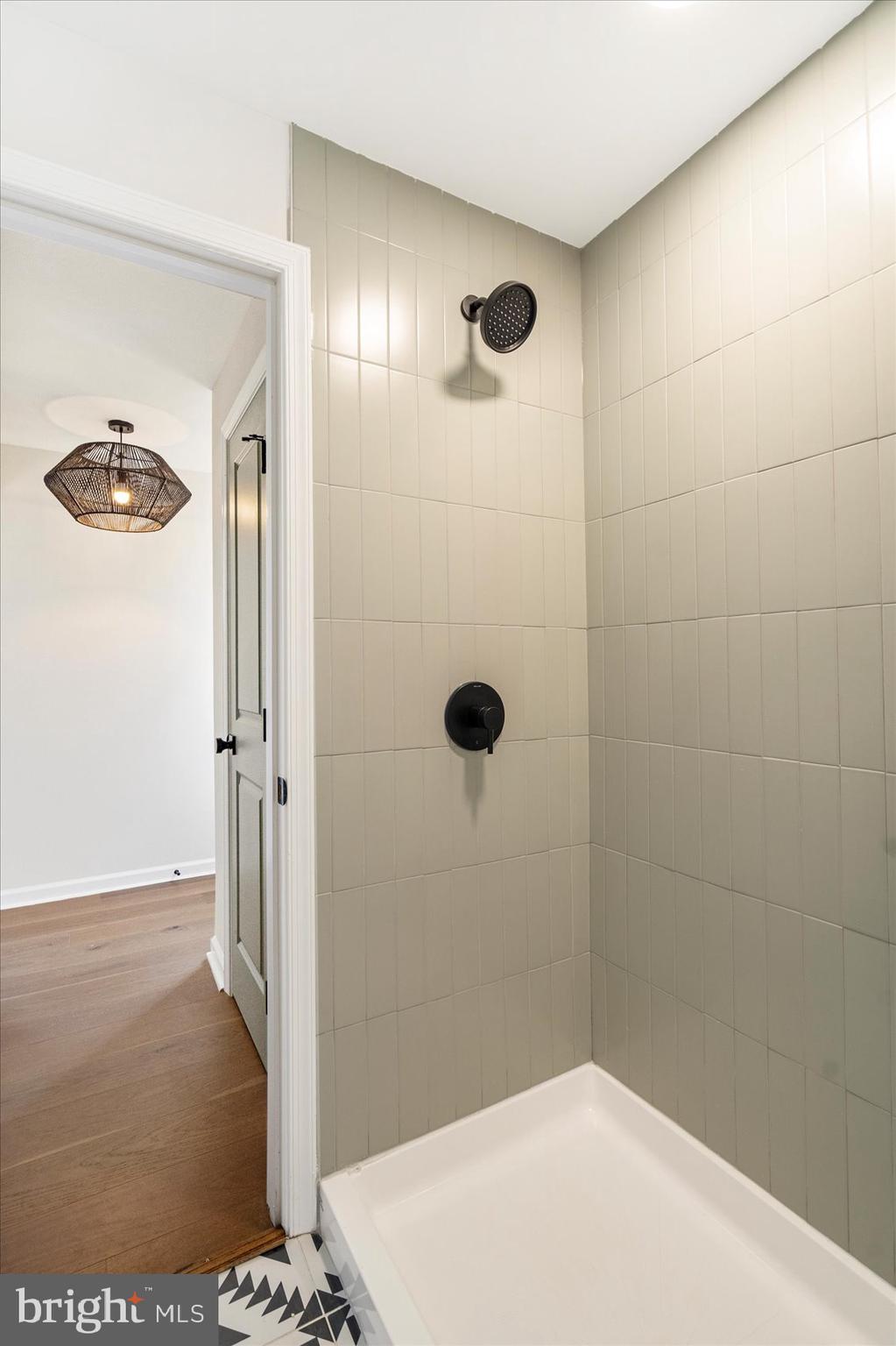 GARWYN OAKS - Residential