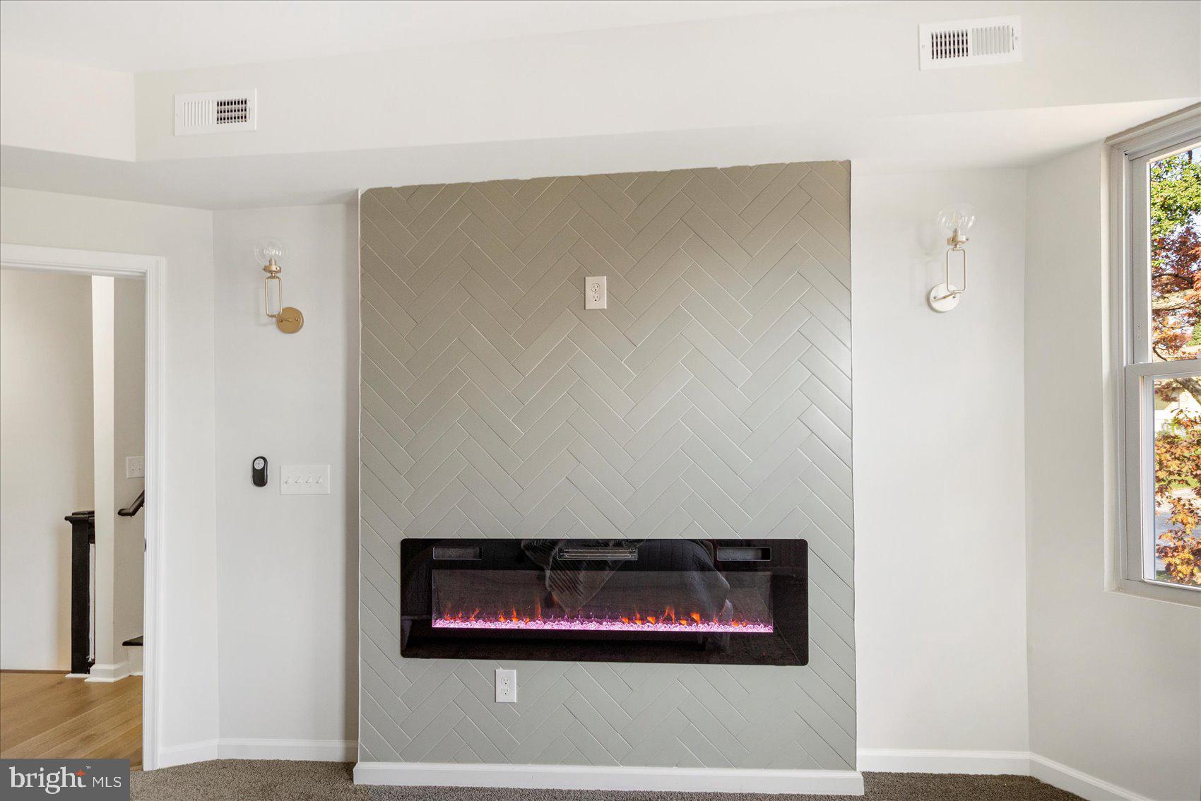 GARWYN OAKS - Residential