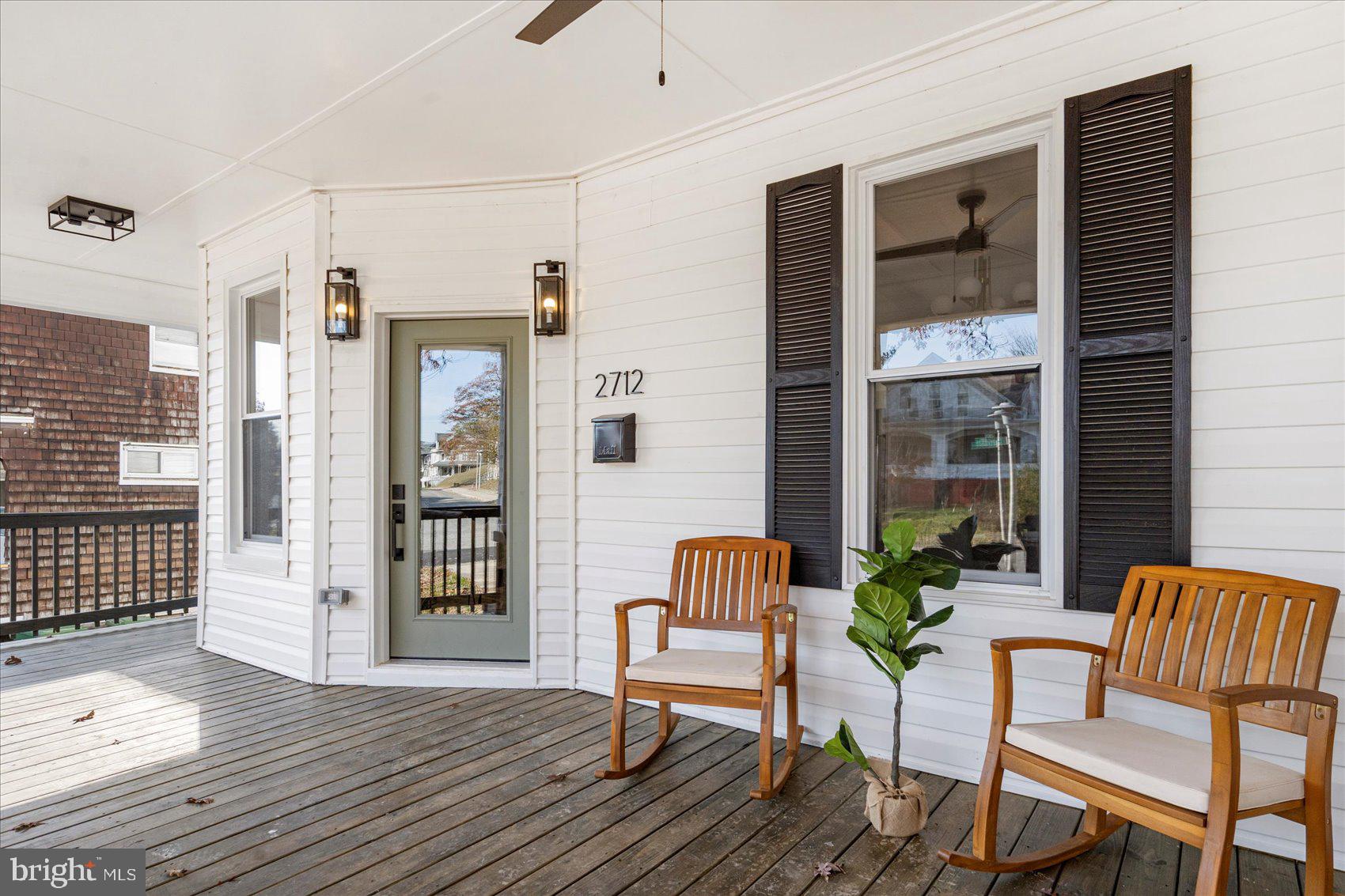 GARWYN OAKS - Residential