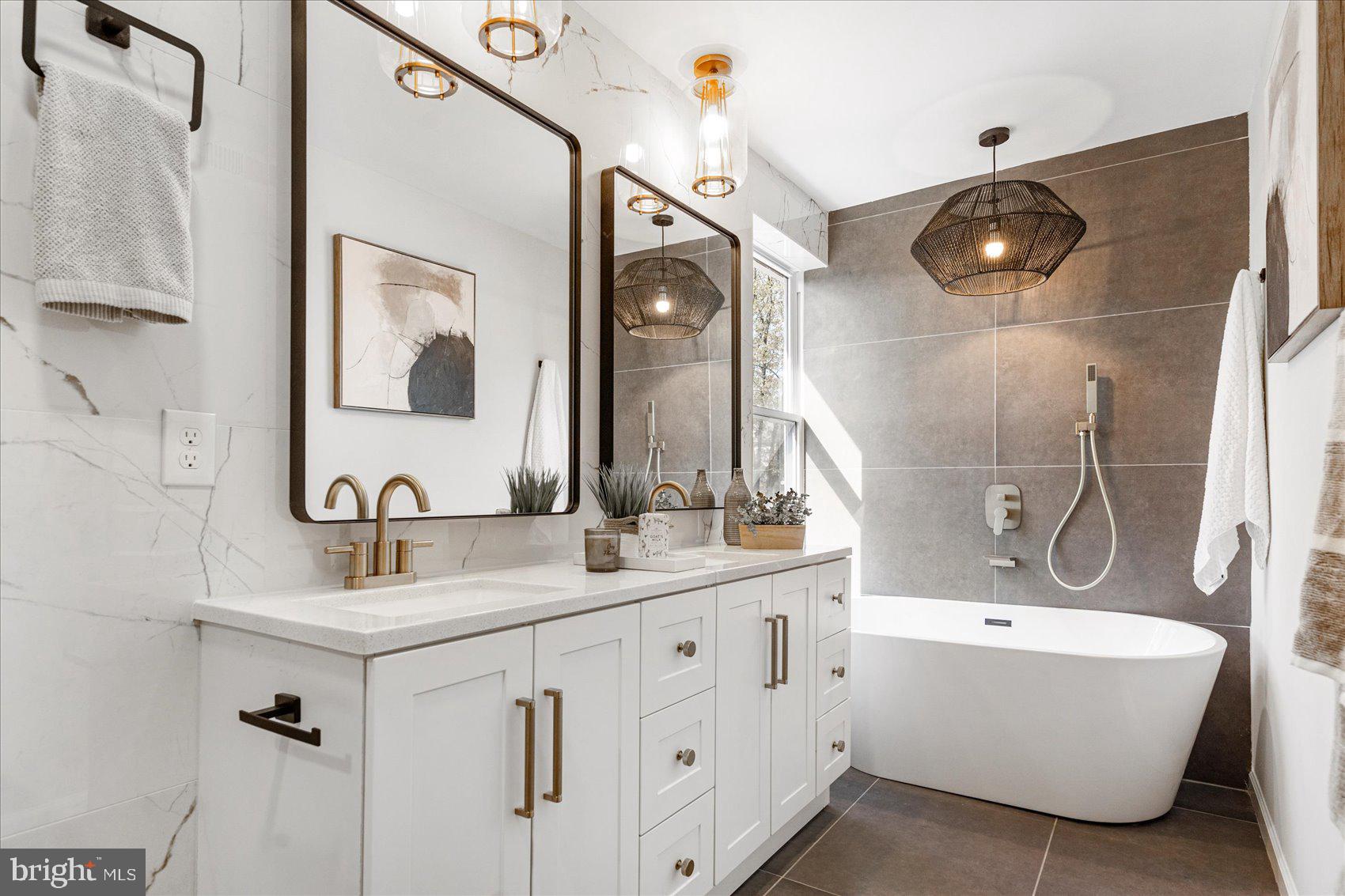 GARWYN OAKS - Residential