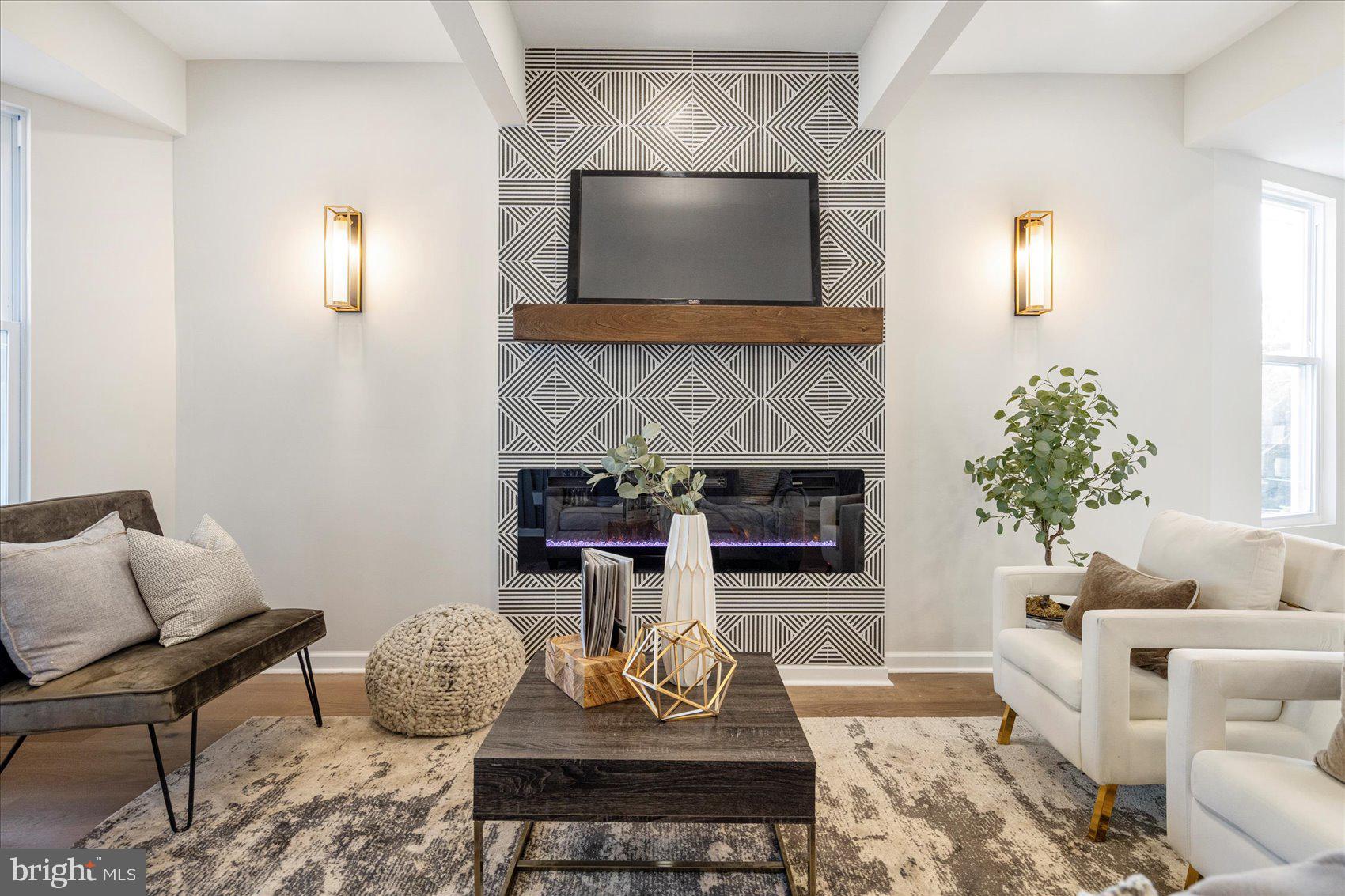 GARWYN OAKS - Residential