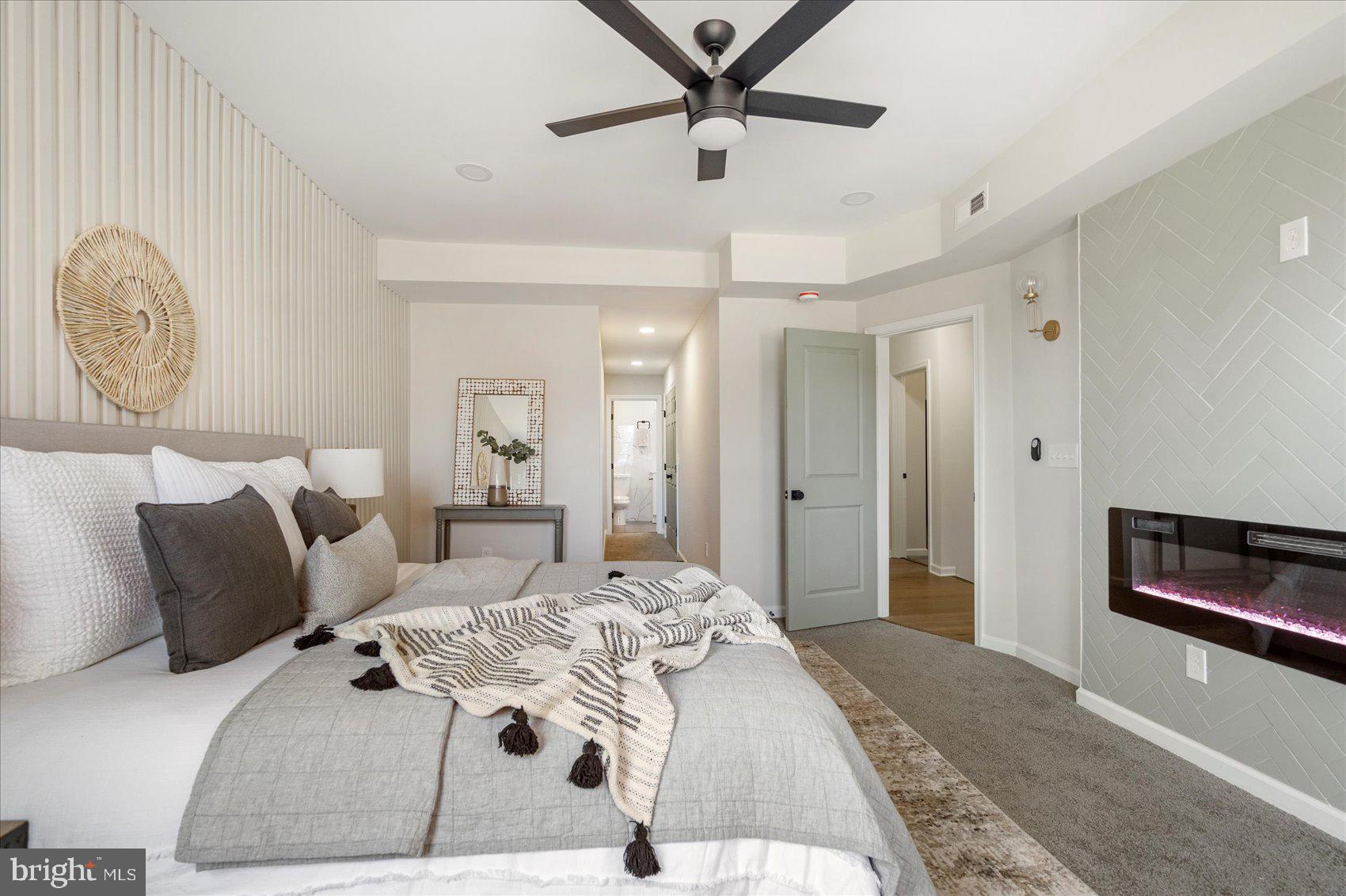 GARWYN OAKS - Residential