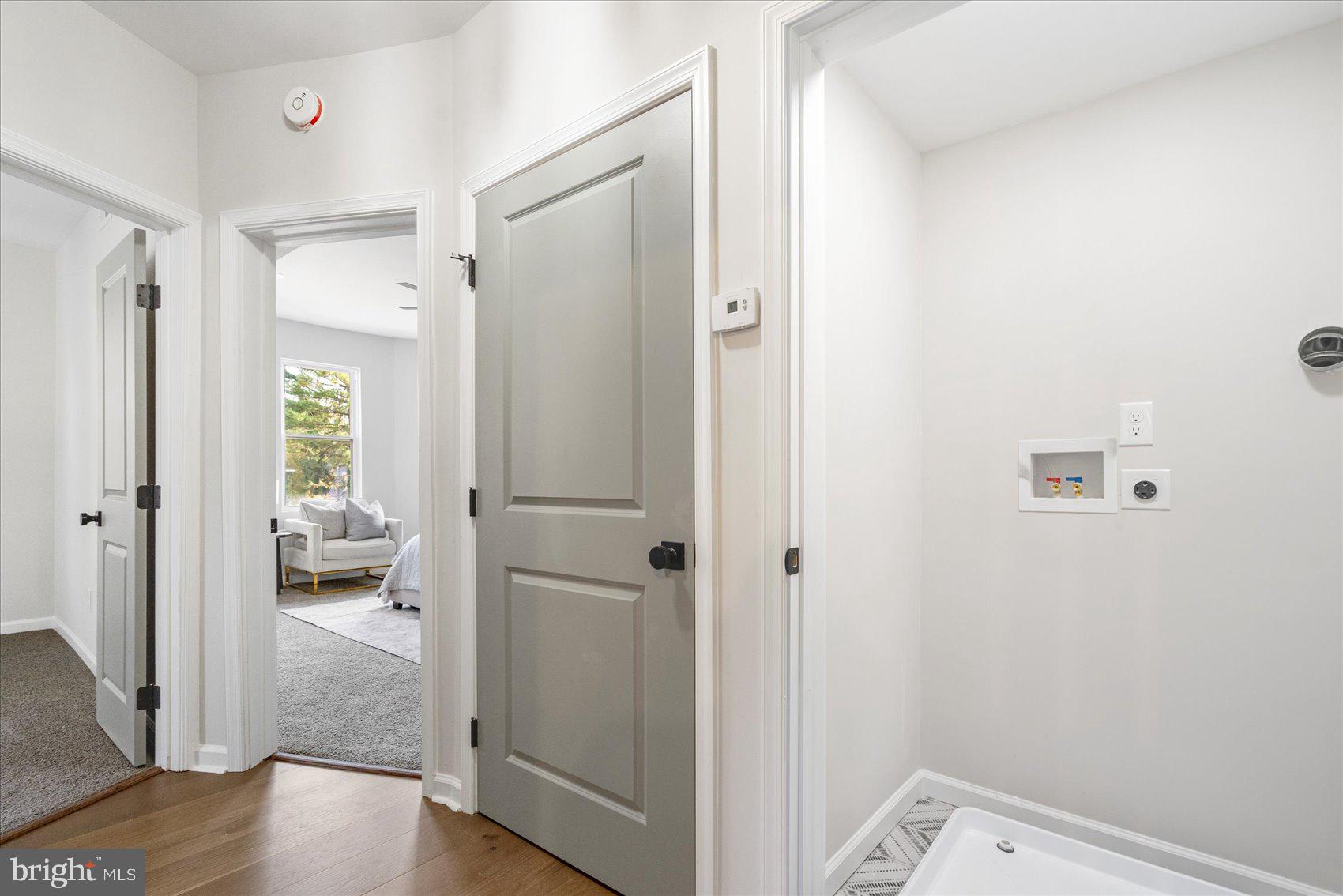 GARWYN OAKS - Residential