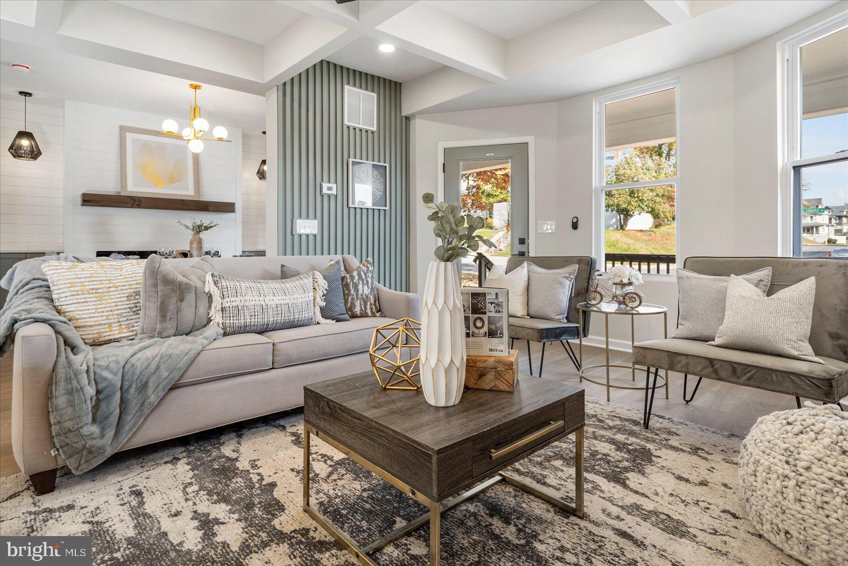 GARWYN OAKS - Residential