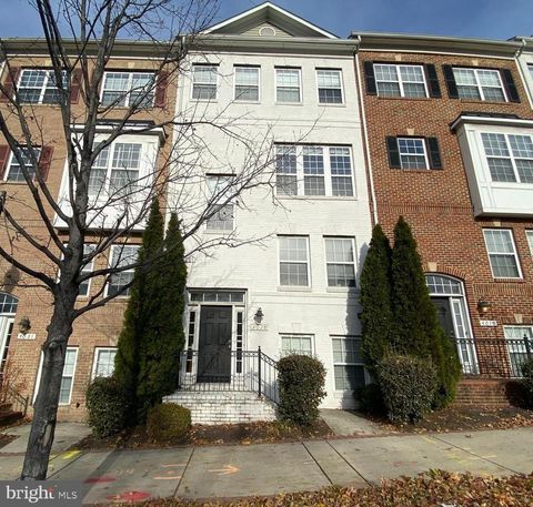4025 COLUMBIA PIKE ARLINGTON VA 22204