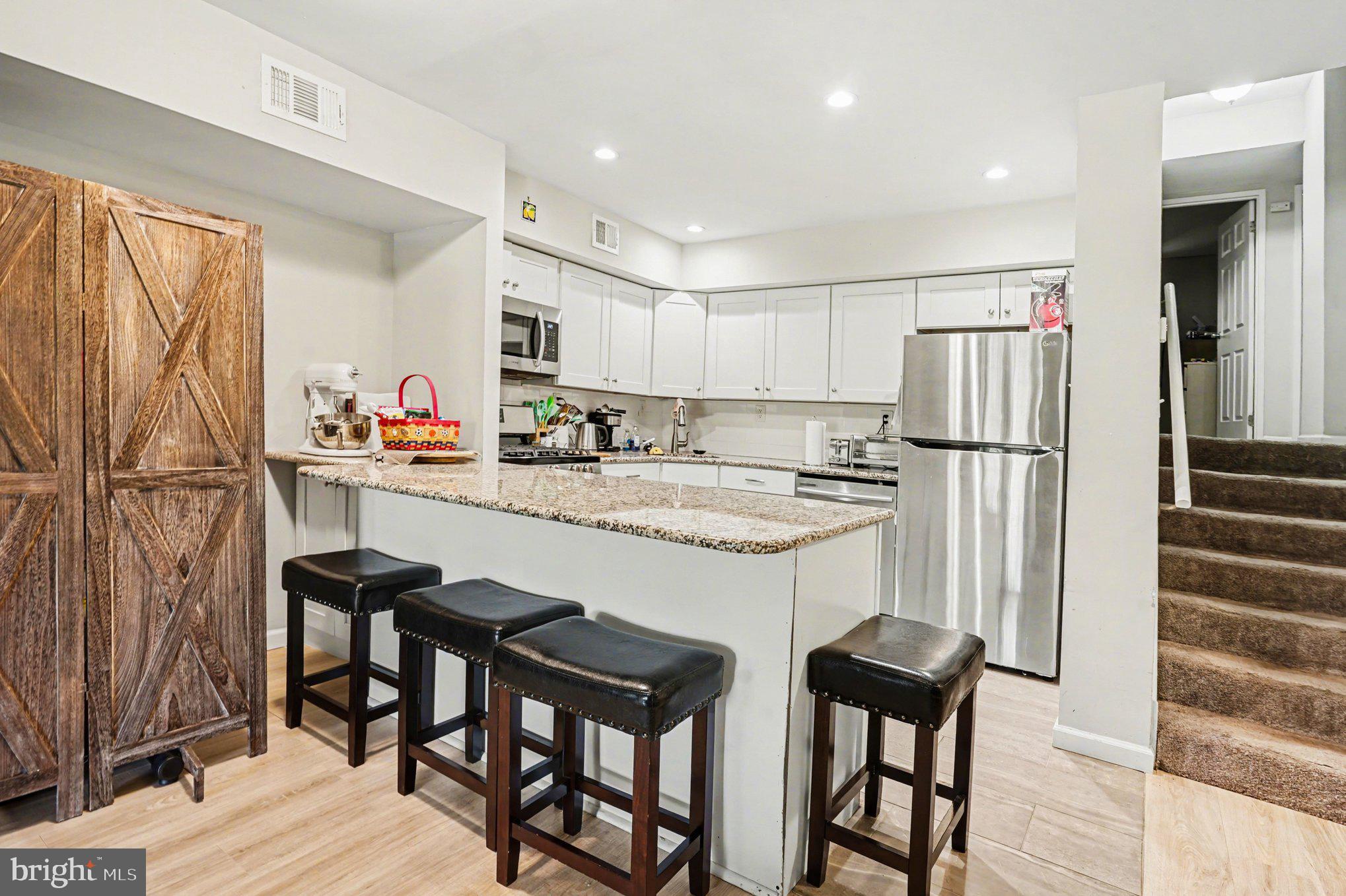 STONY CREEK - Residential