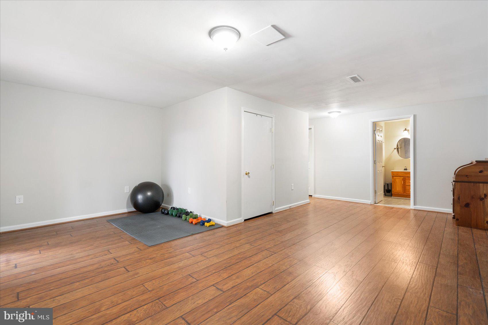 CRISFIELD CROSSING - Residential