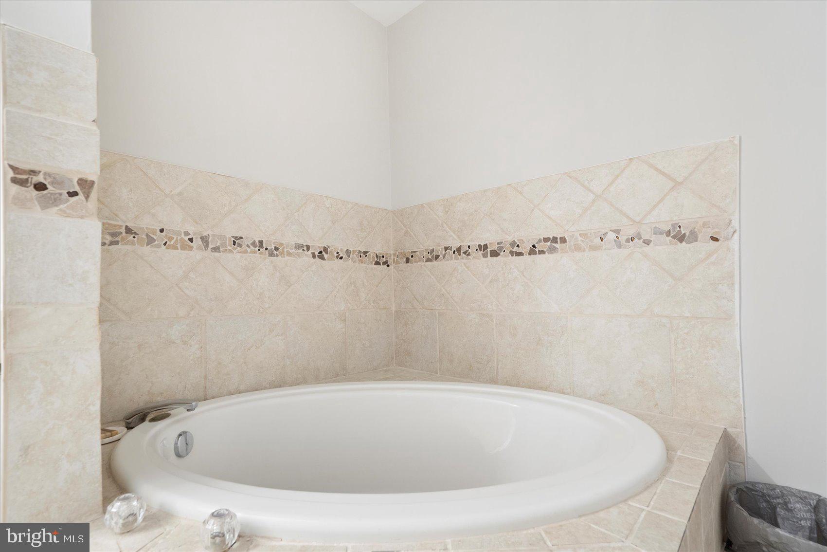 CRISFIELD CROSSING - Residential