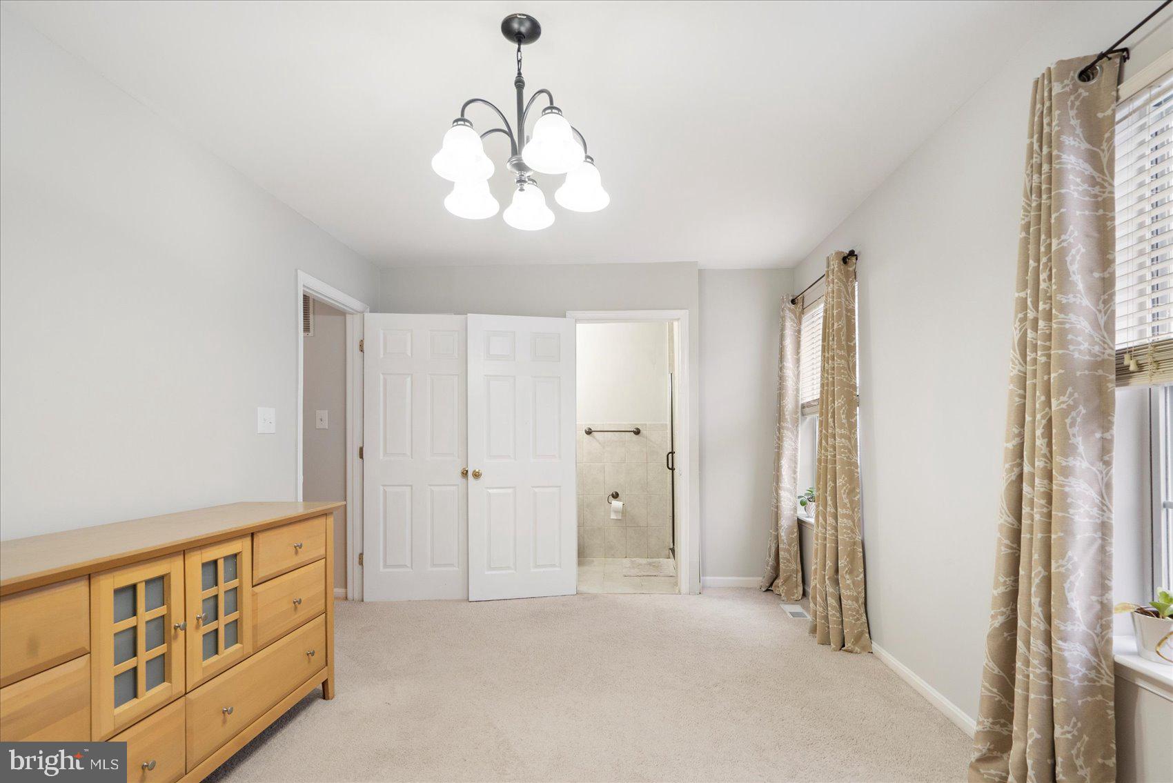 CRISFIELD CROSSING - Residential