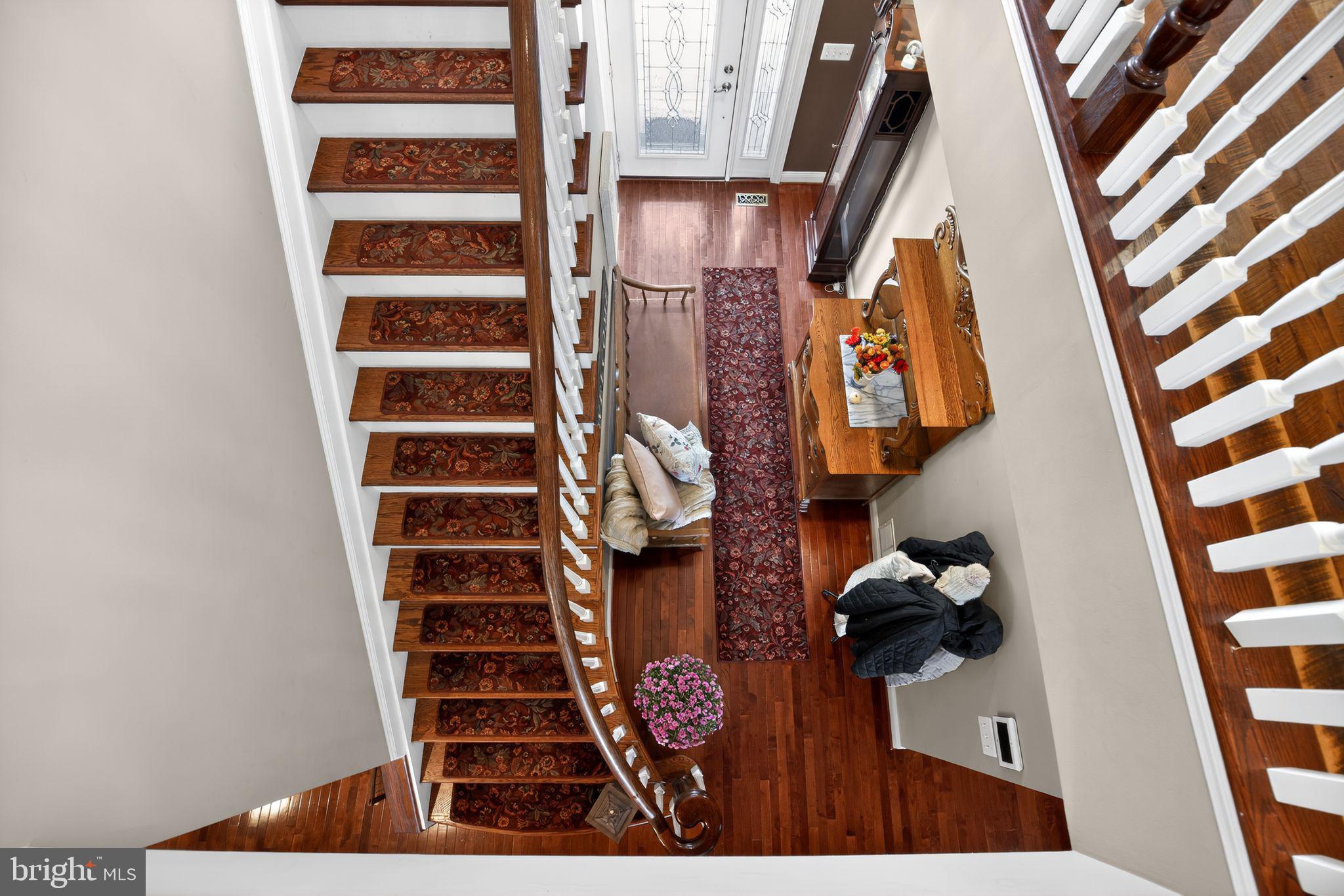 BOWLEYS QUARTERS - Residential