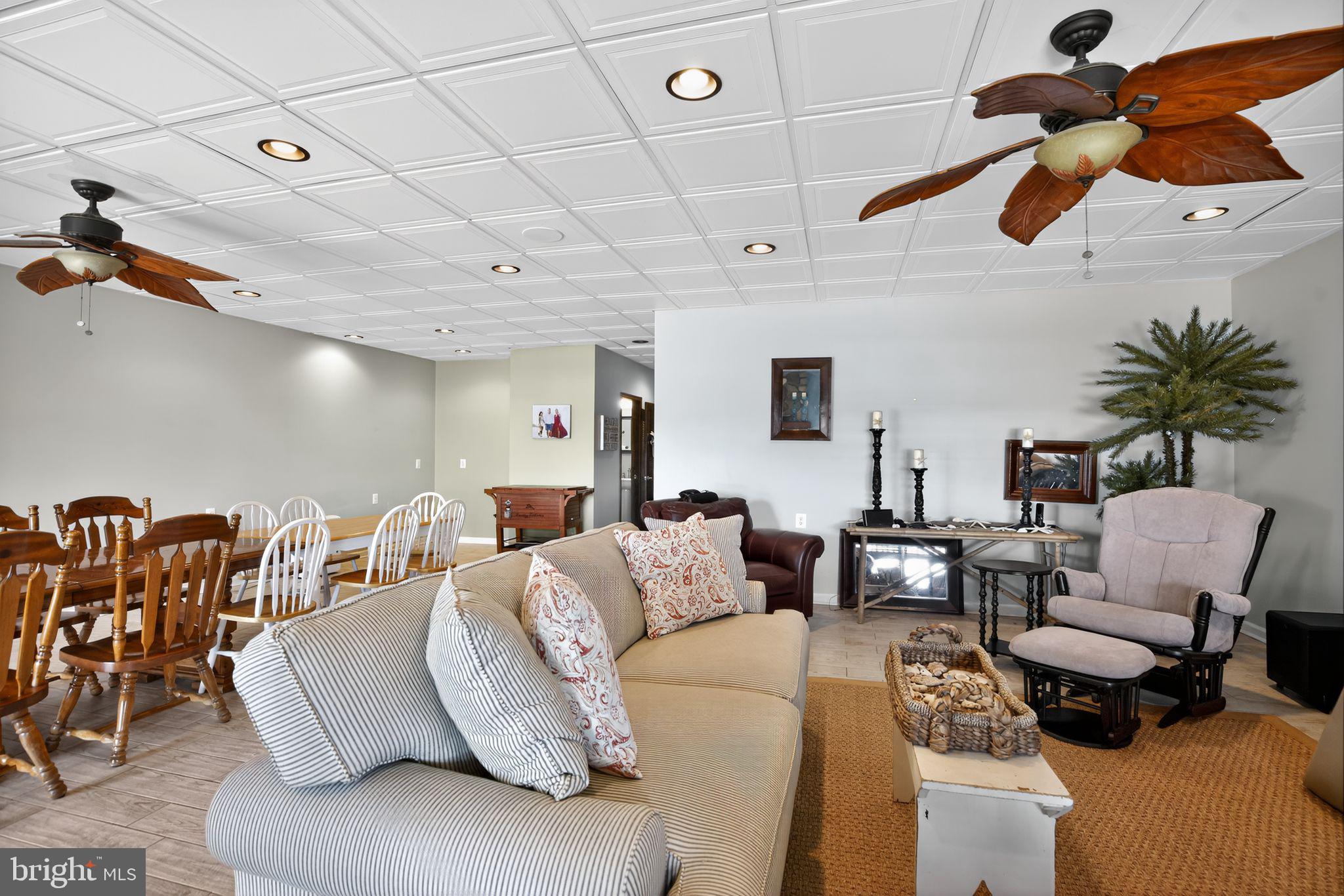BOWLEYS QUARTERS - Residential