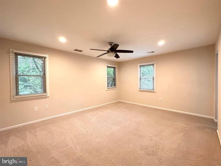 MOSBY COLUMBIA - Residential Lease