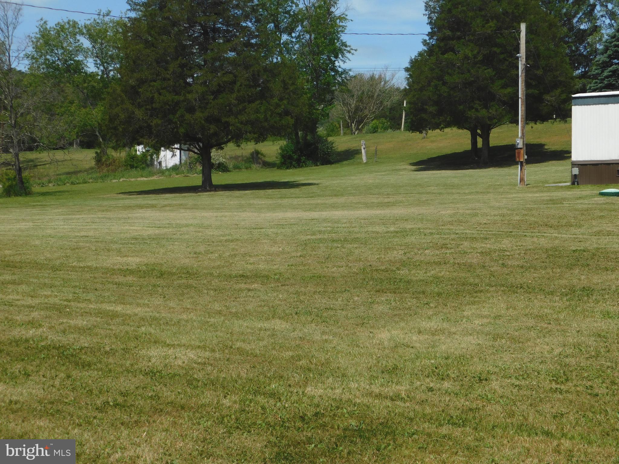 GOLDEN ACRES - Residential