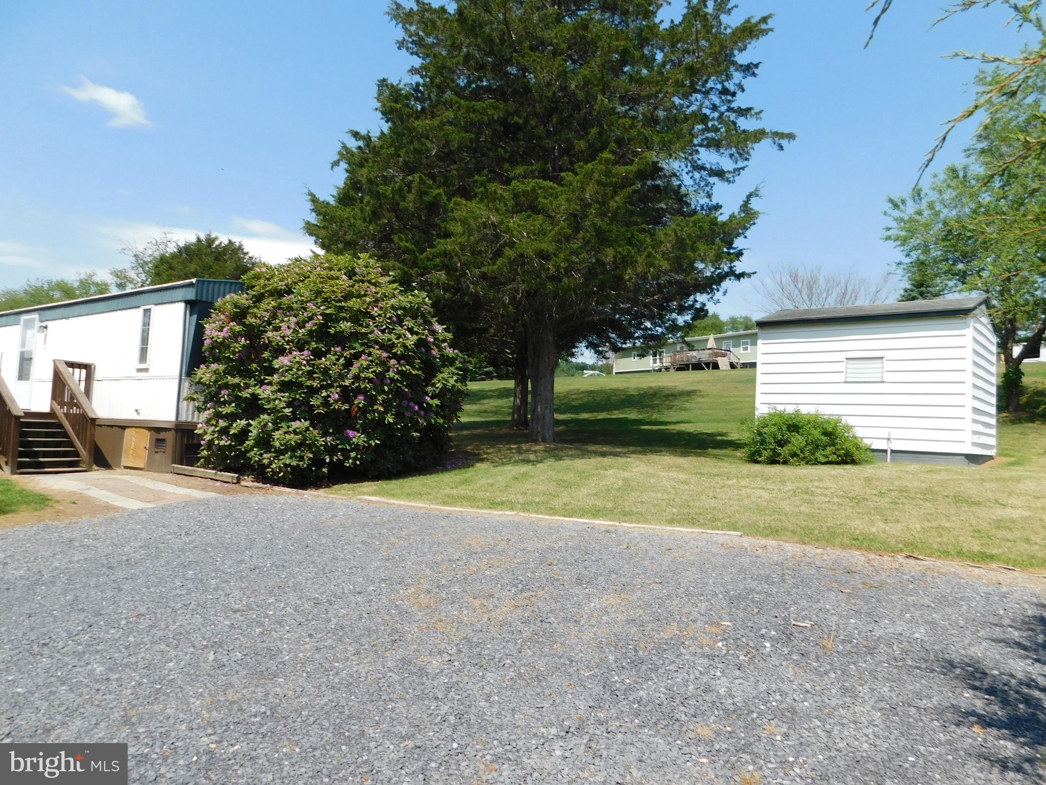 GOLDEN ACRES - Residential