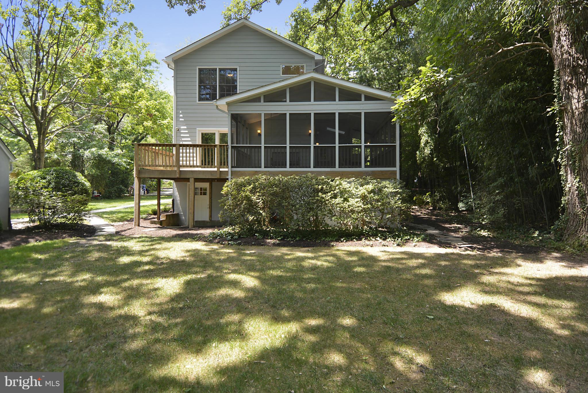 ENGLANDBORO - Residential