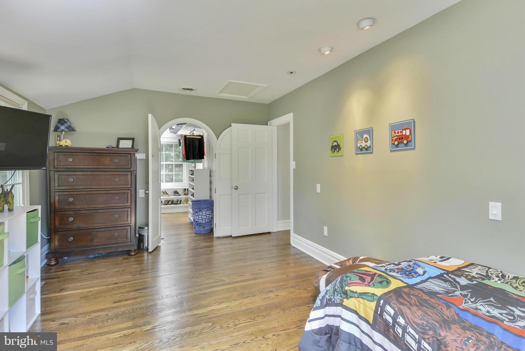 ENGLANDBORO - Residential