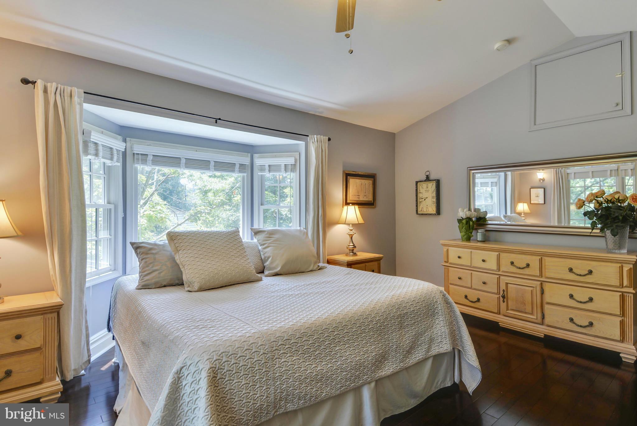 ENGLANDBORO - Residential