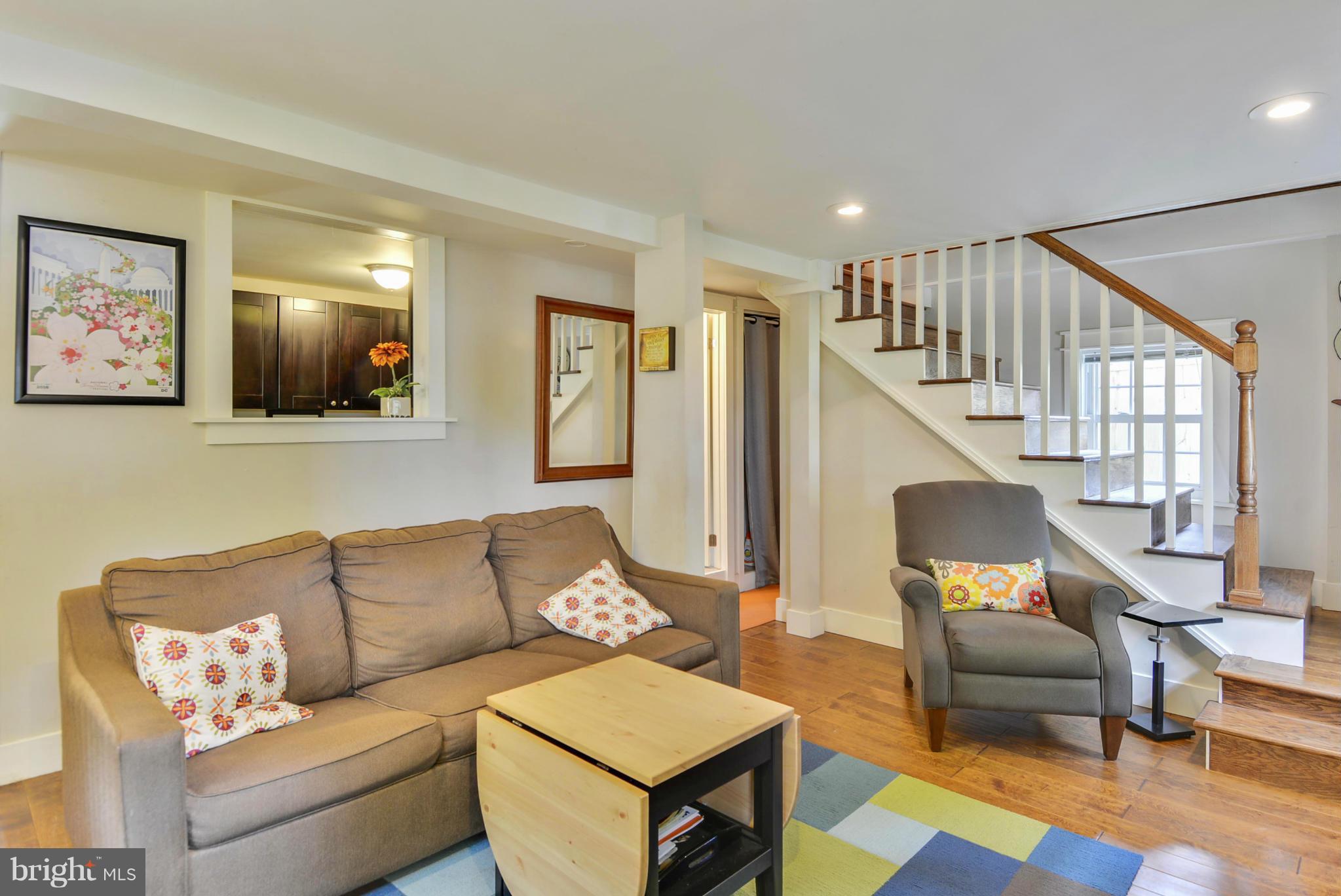 ENGLANDBORO - Residential