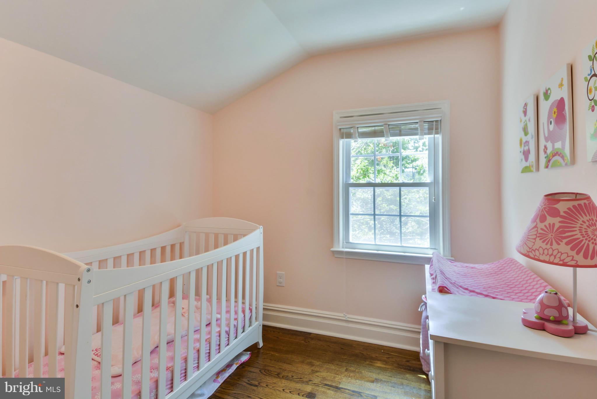 ENGLANDBORO - Residential