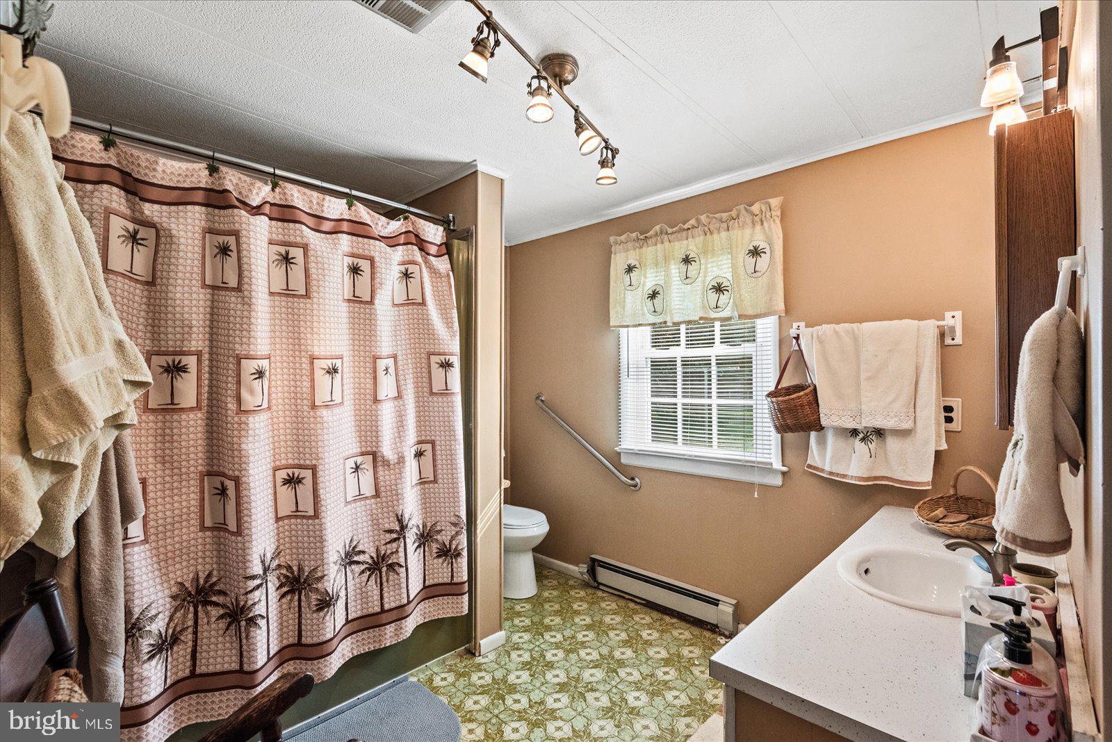 EBB TIDE BEACH - Residential