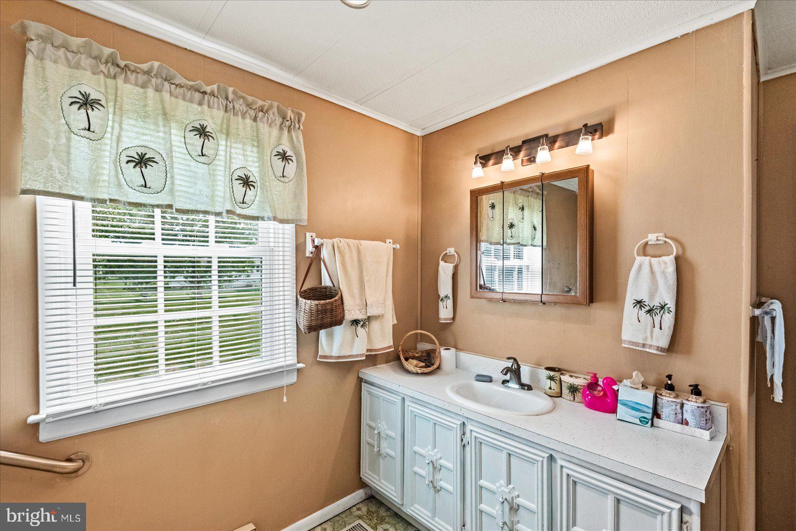 EBB TIDE BEACH - Residential