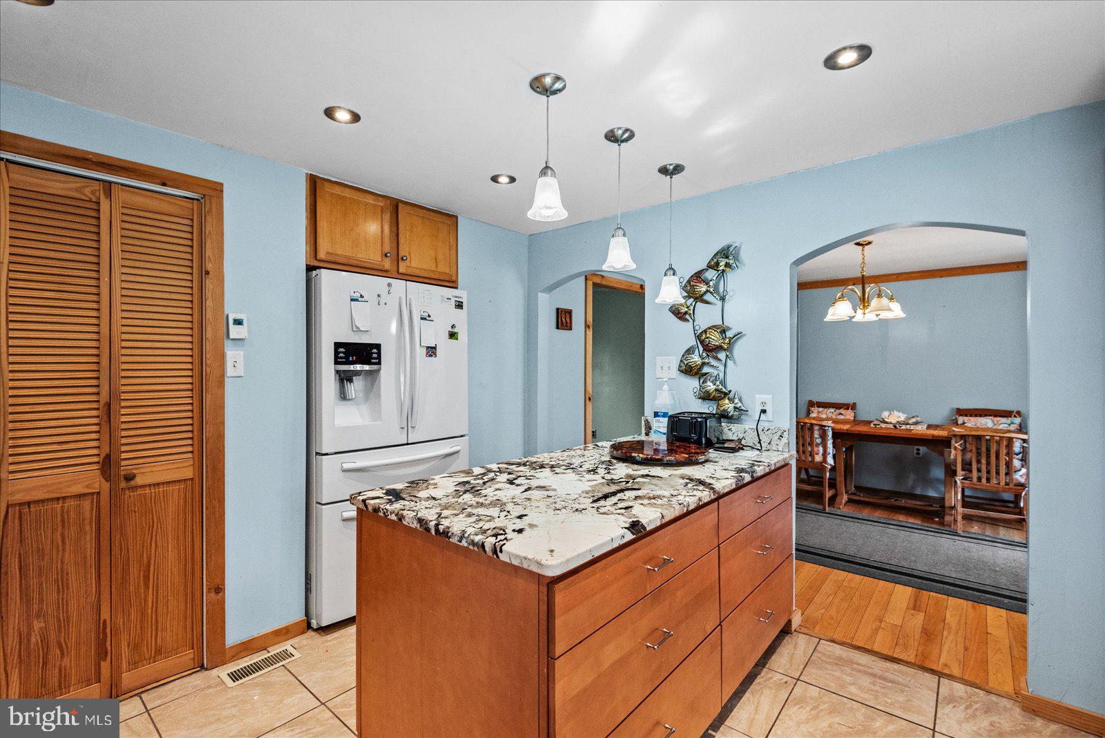 EBB TIDE BEACH - Residential