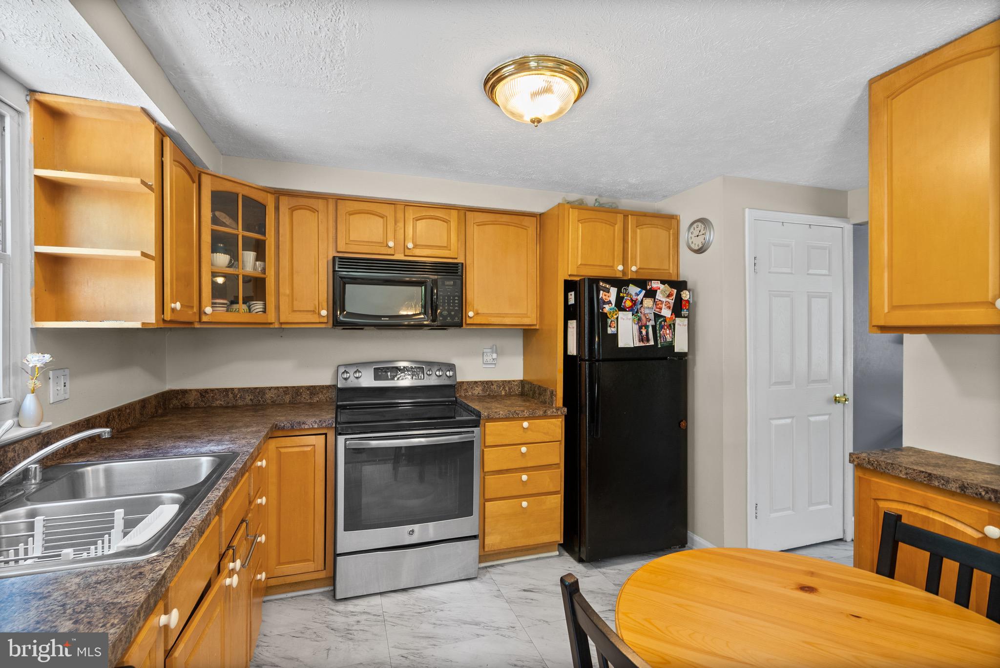 9201 WILBUR COURT