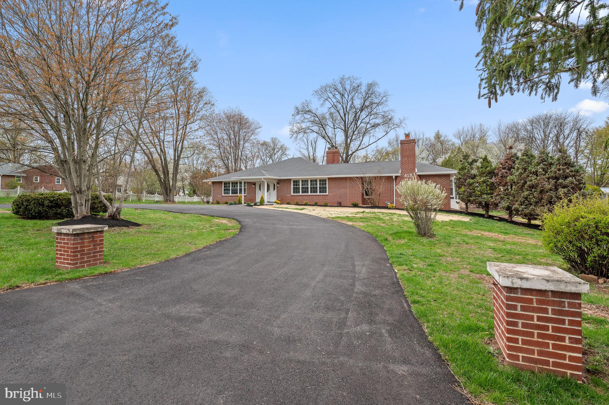 417 N TROOPER ROAD