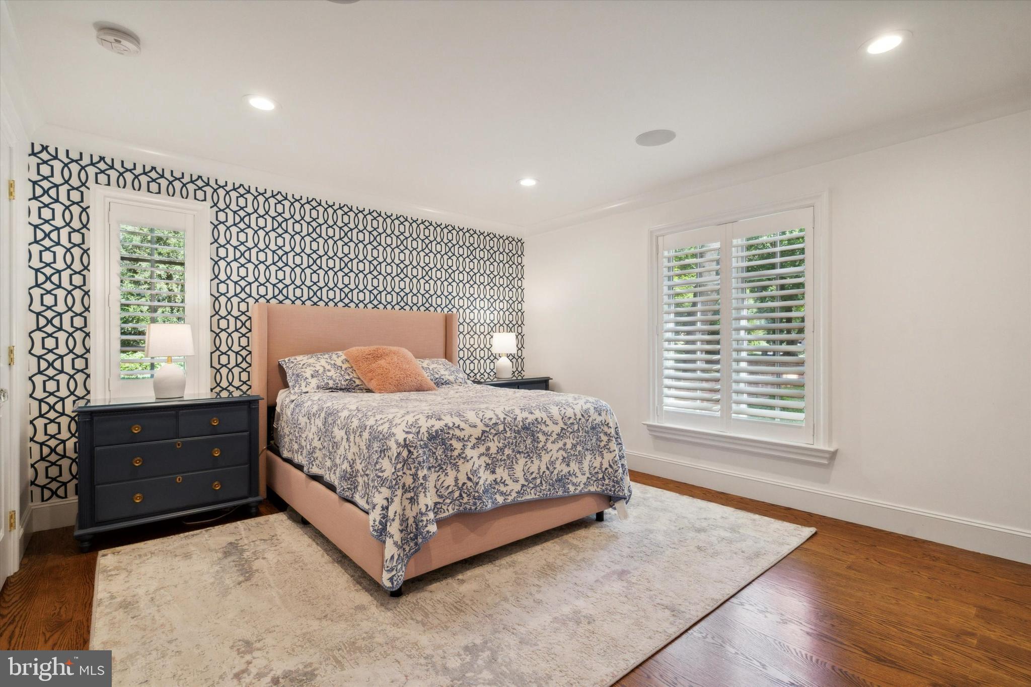 THE WOODS - Residential