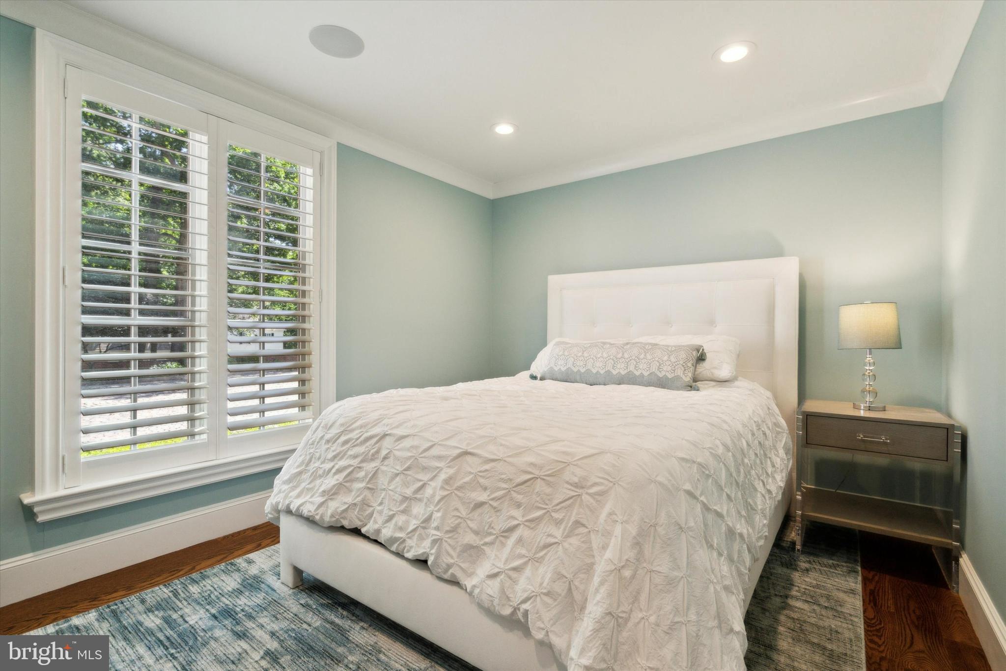 THE WOODS - Residential