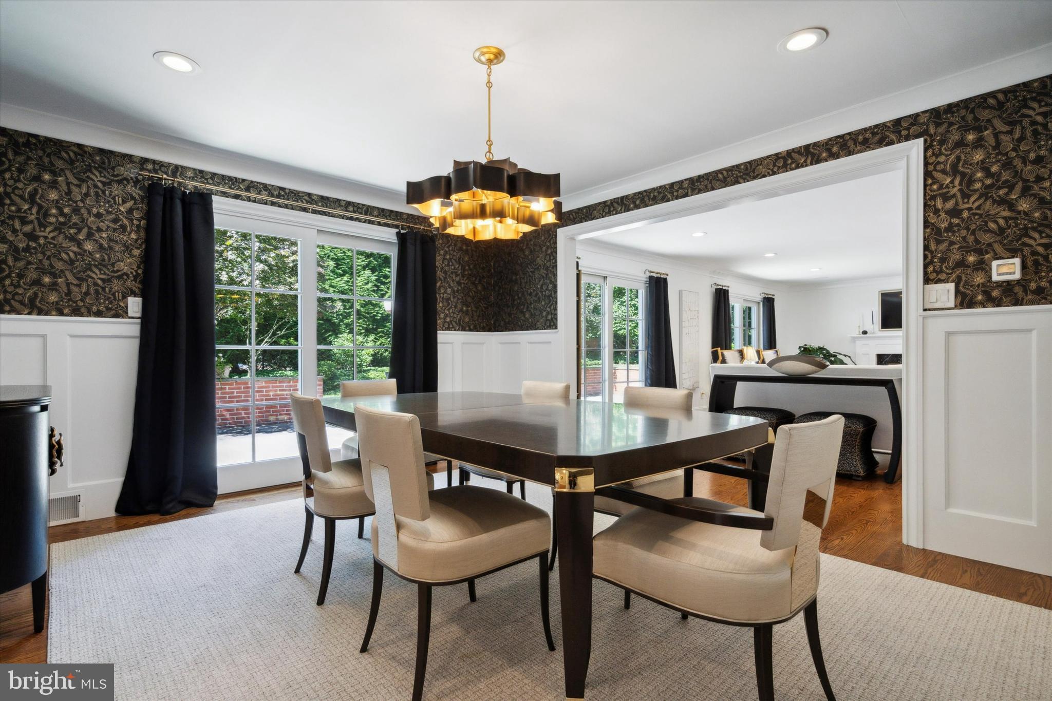 THE WOODS - Residential