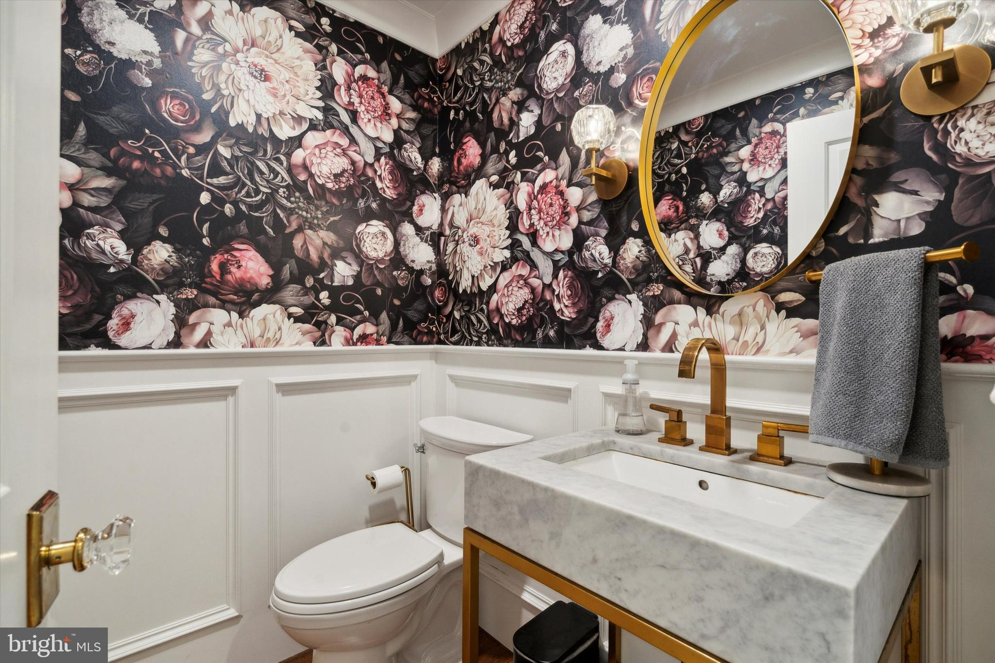 THE WOODS - Residential