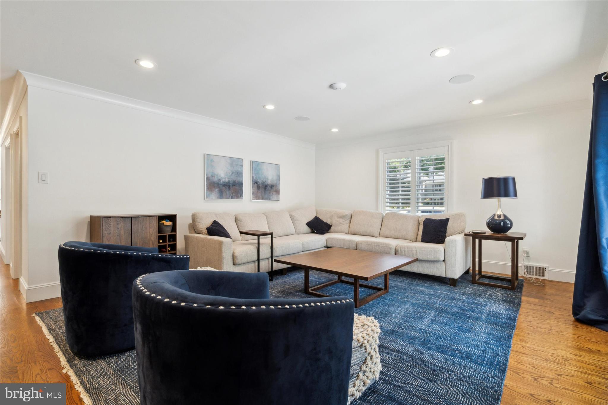 THE WOODS - Residential