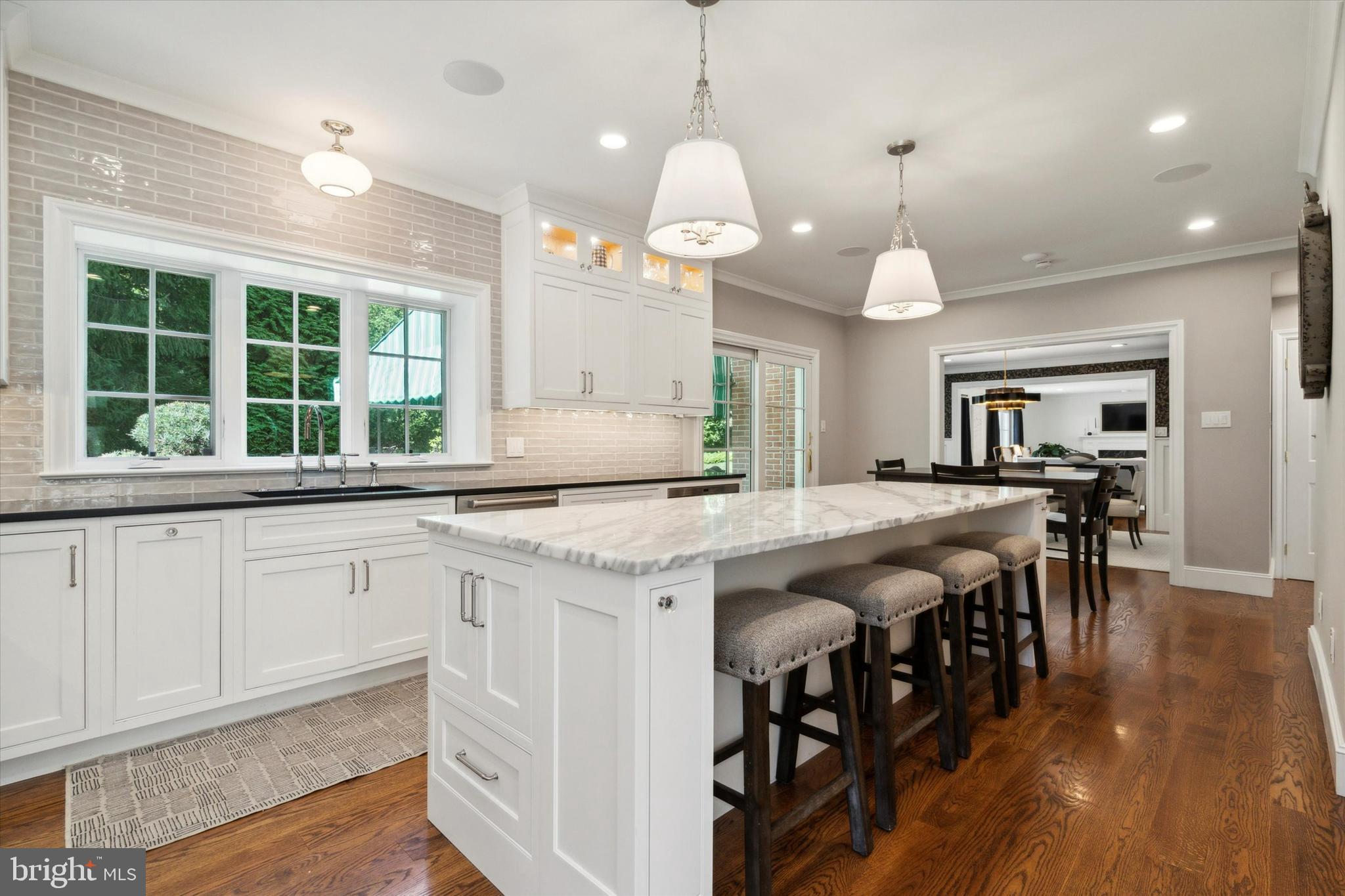 THE WOODS - Residential