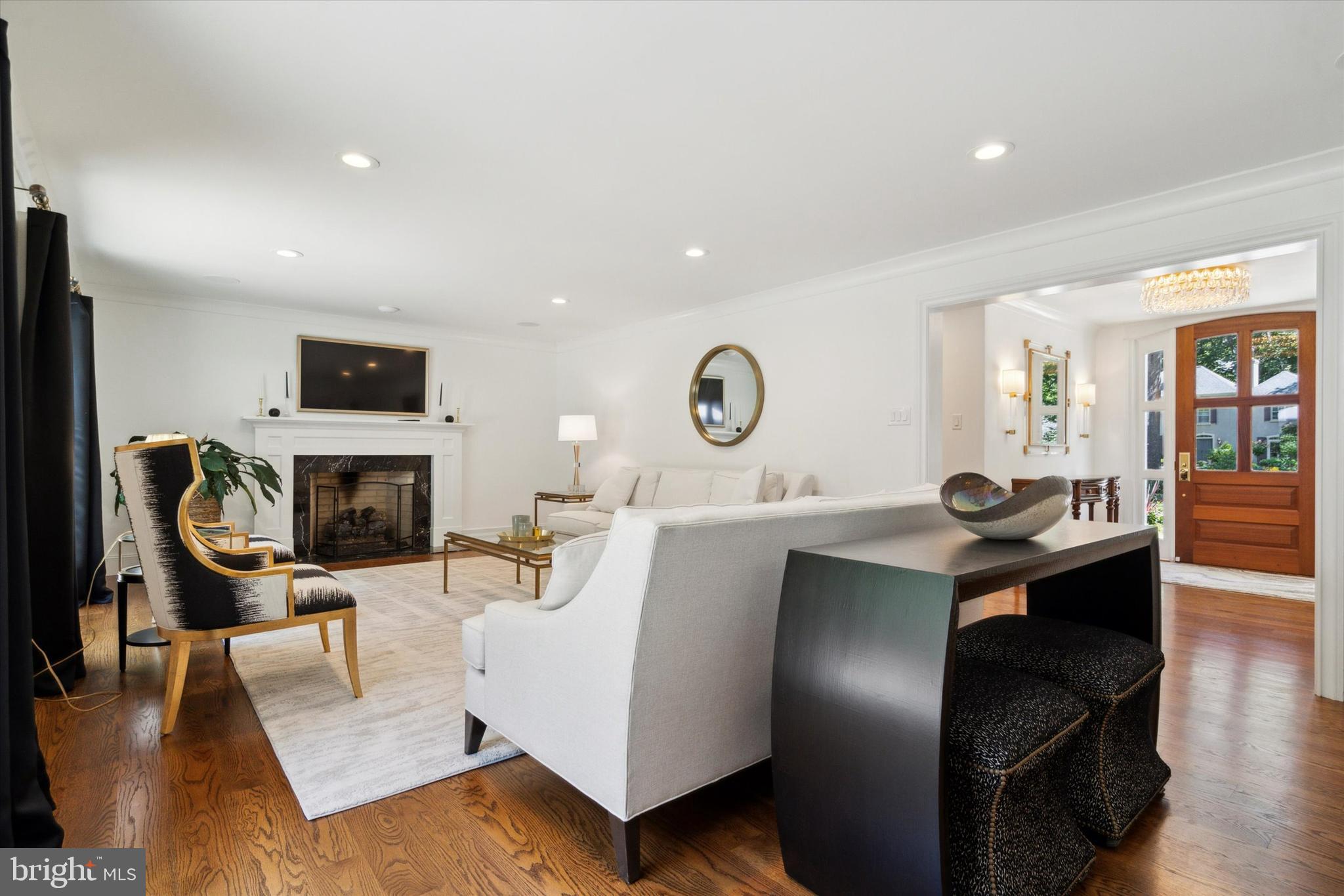 THE WOODS - Residential