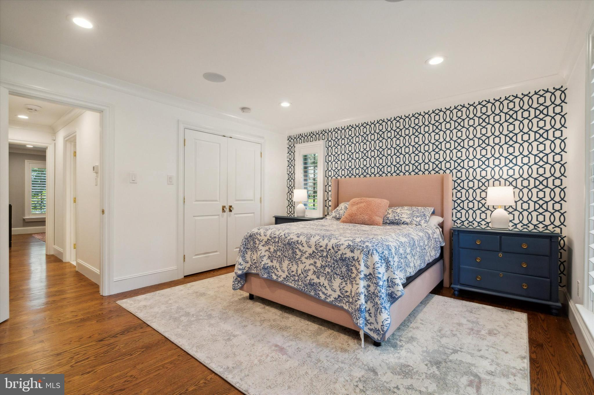 THE WOODS - Residential