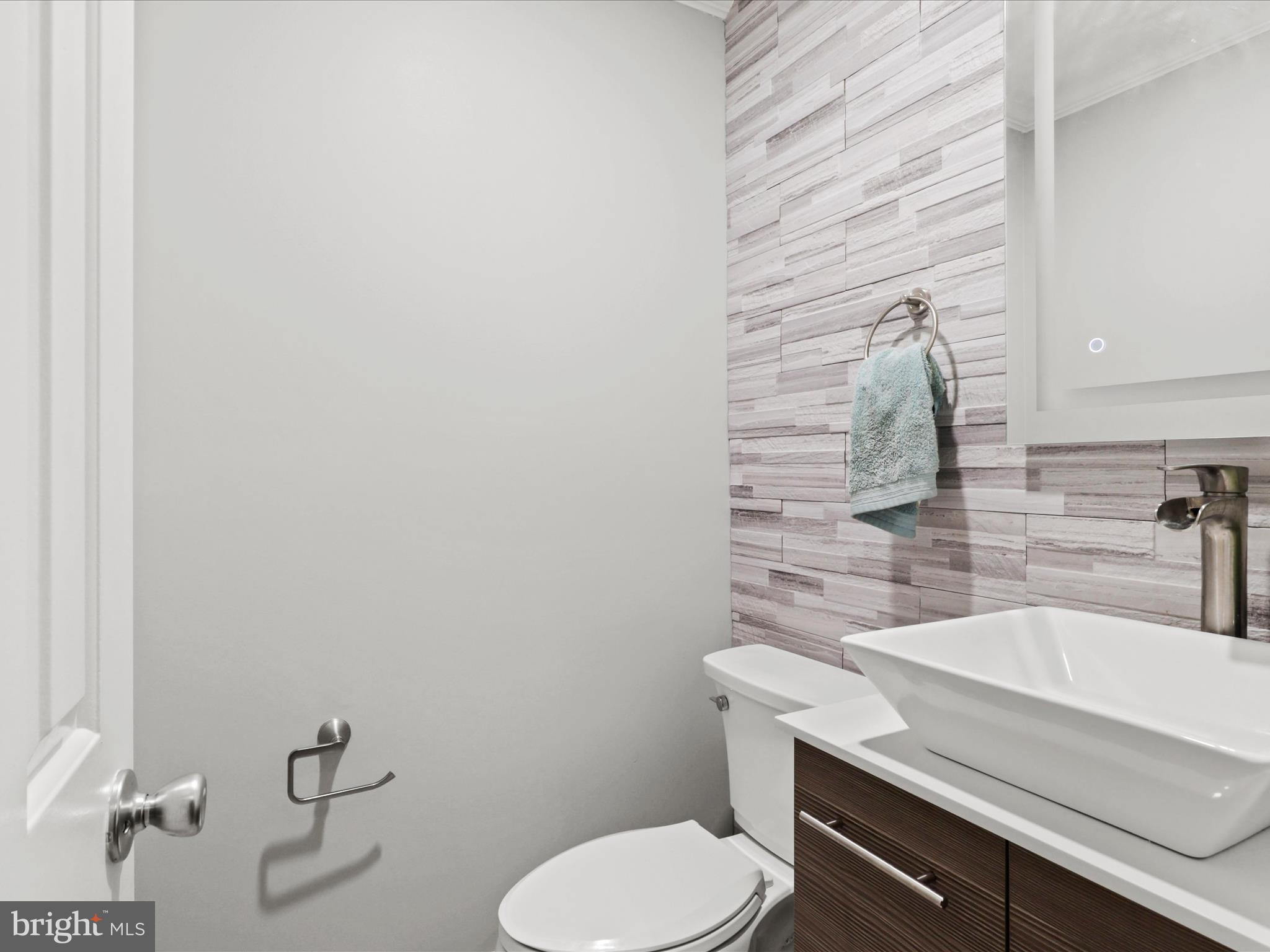 FLOWER HILL - Residential