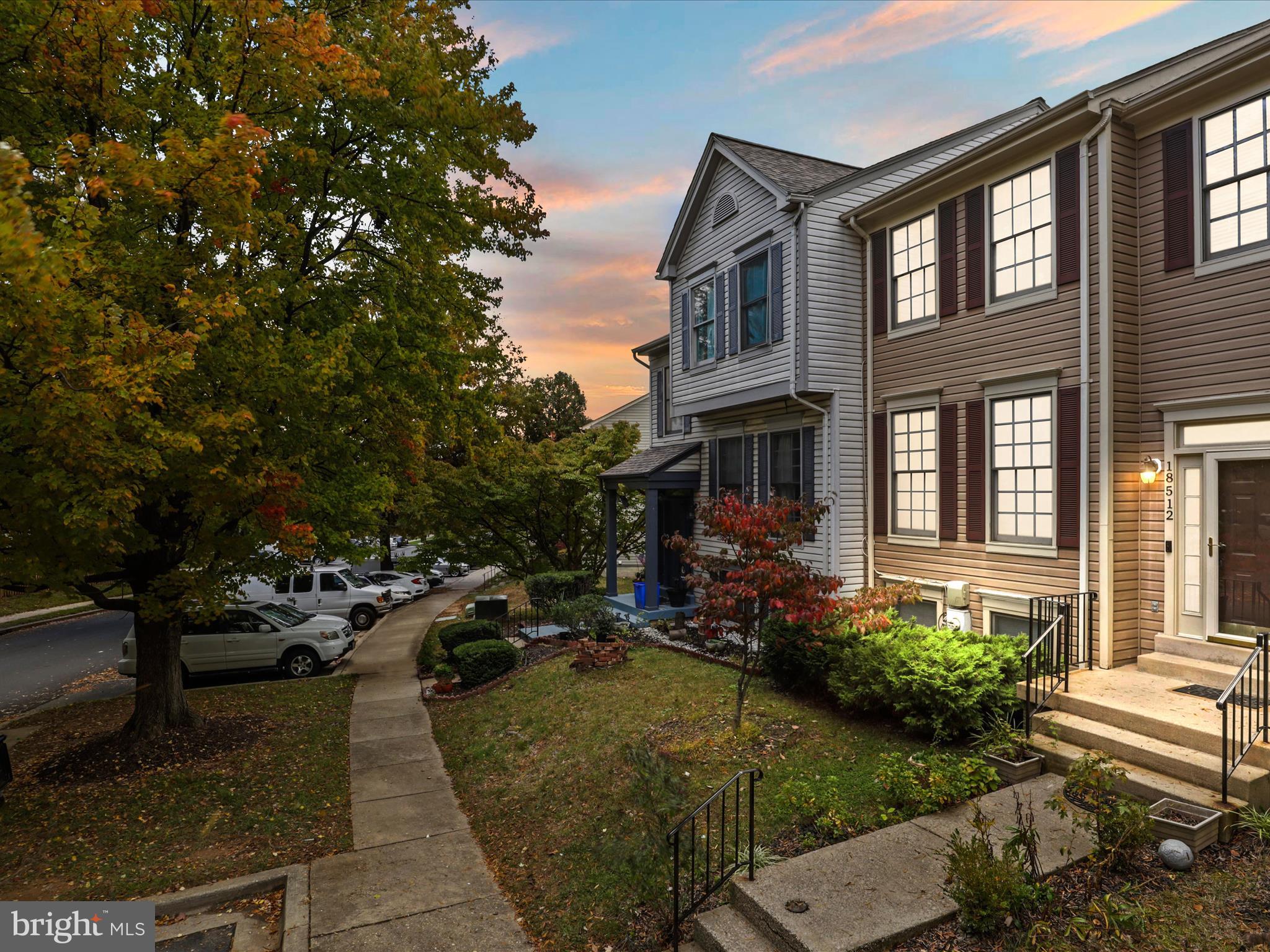 FLOWER HILL - Residential