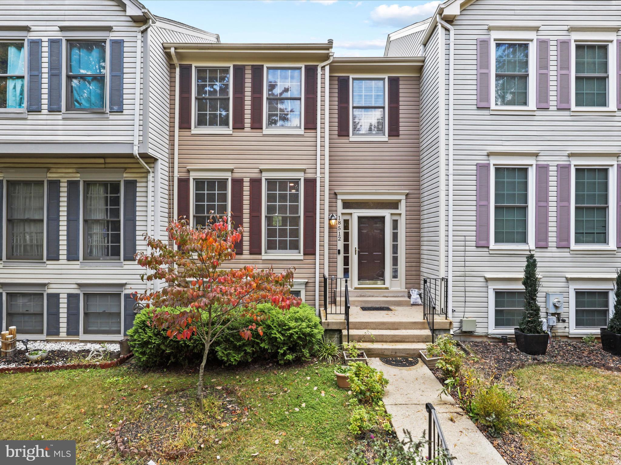 FLOWER HILL - Residential