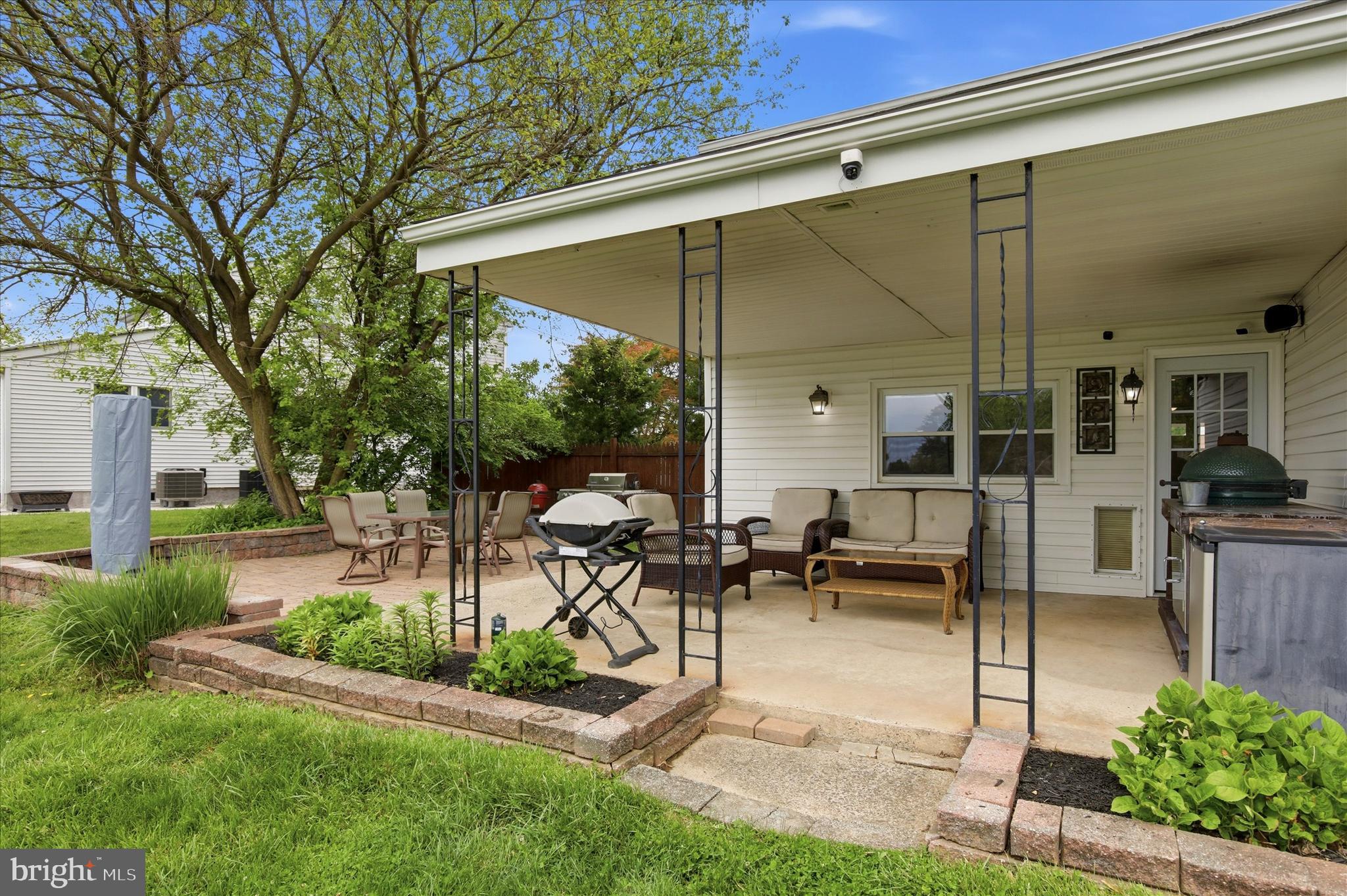 BURGUNDY HILLS - Residential