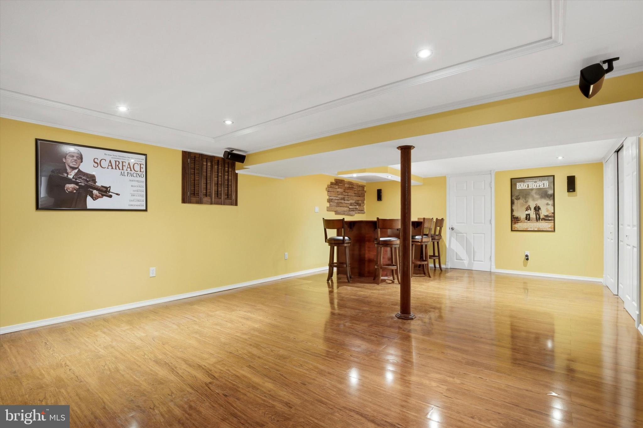 BURGUNDY HILLS - Residential